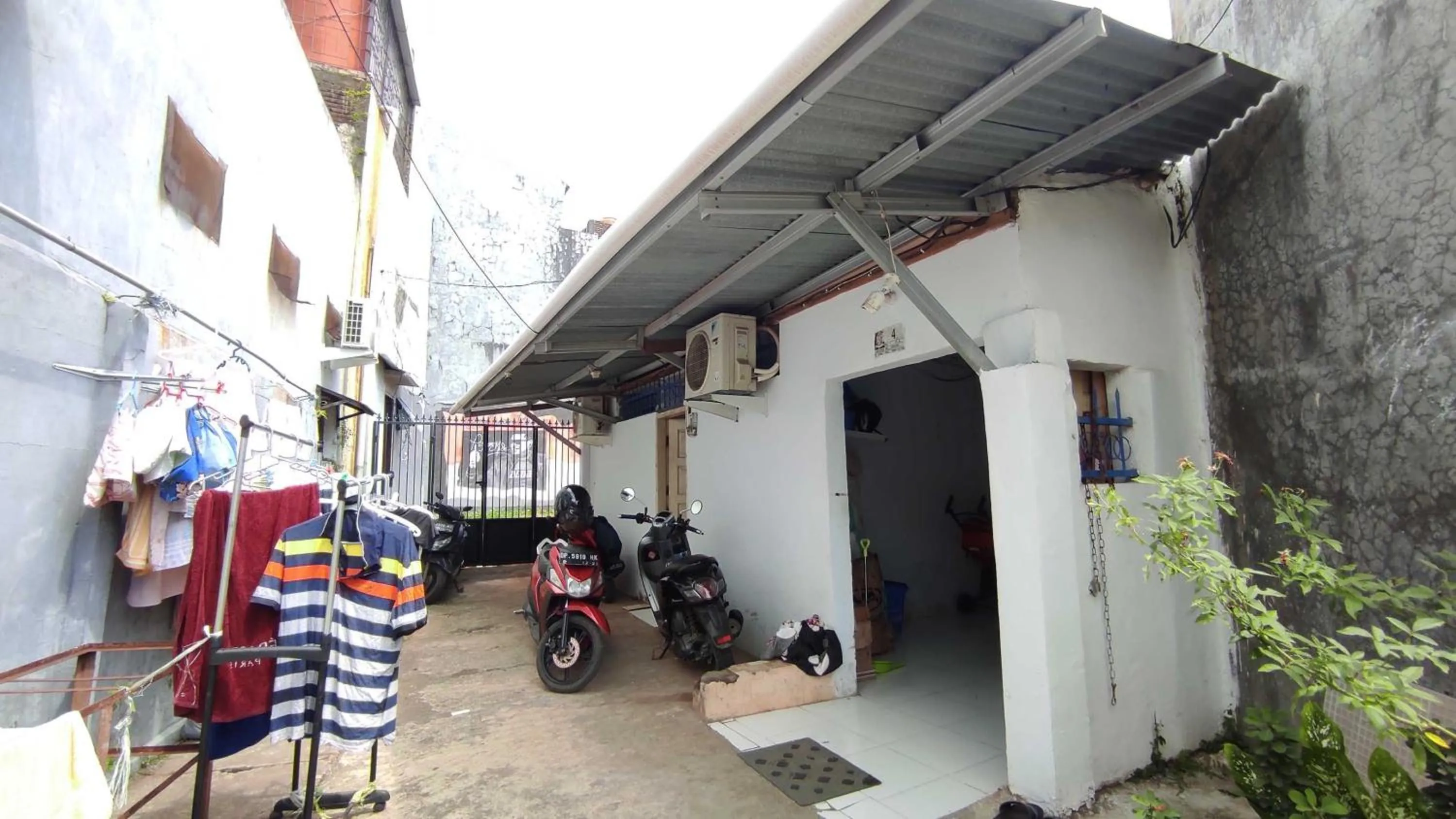 Property building in Guest House Toddopuli VII