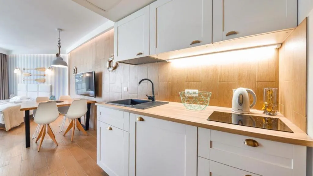 Kitchen or kitchenette in Maloves Resort & Spa, pokoje w bocznych budynkach