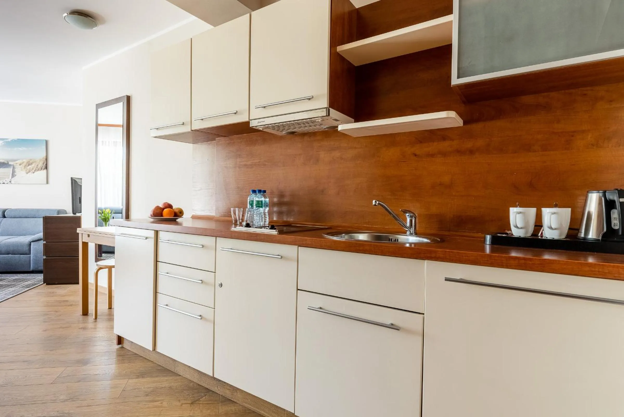 Coffee/tea facilities in Maloves Resort & Spa, pokoje w bocznych budynkach