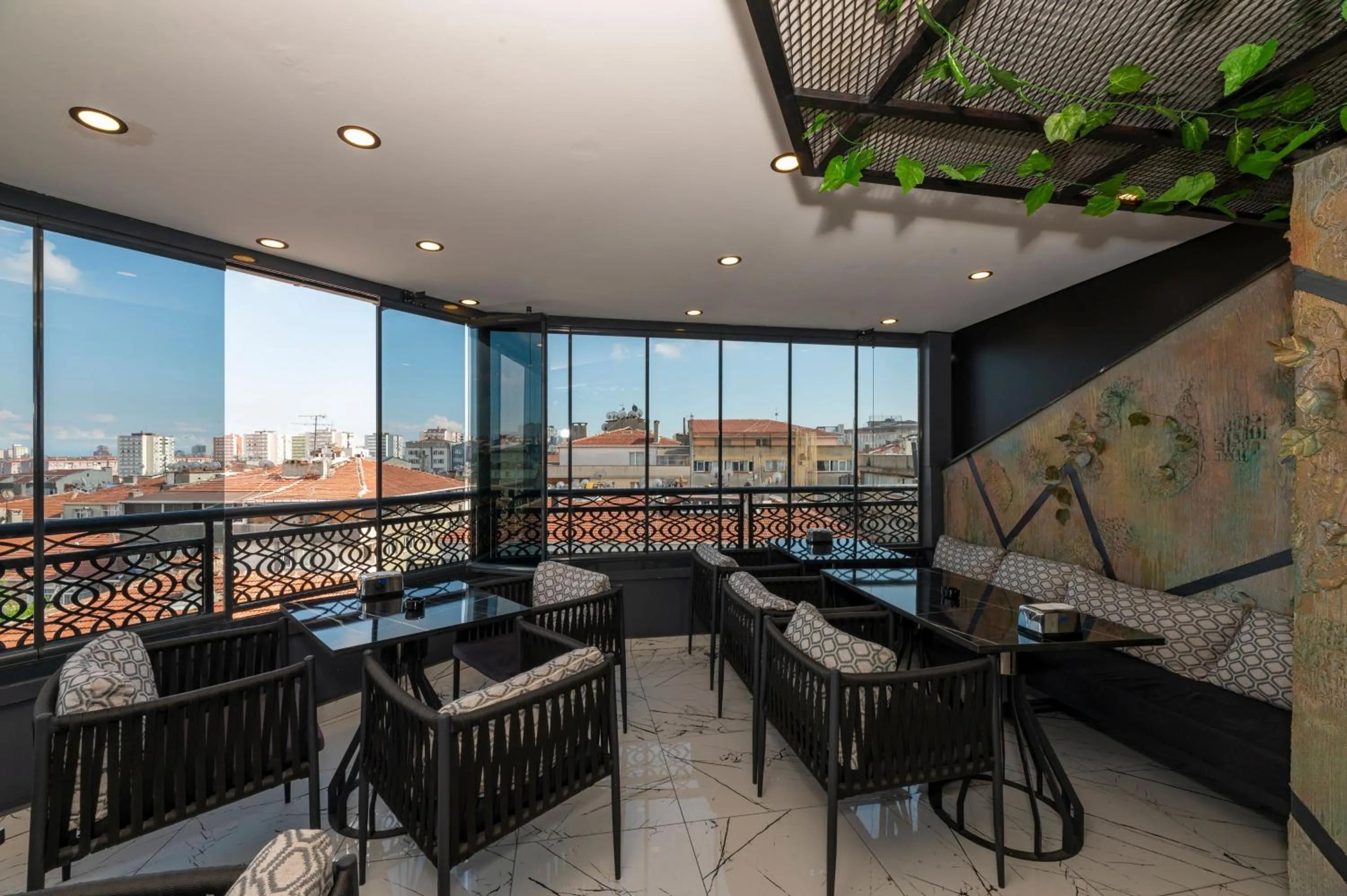 Balcony/Terrace in White Corner Hotel