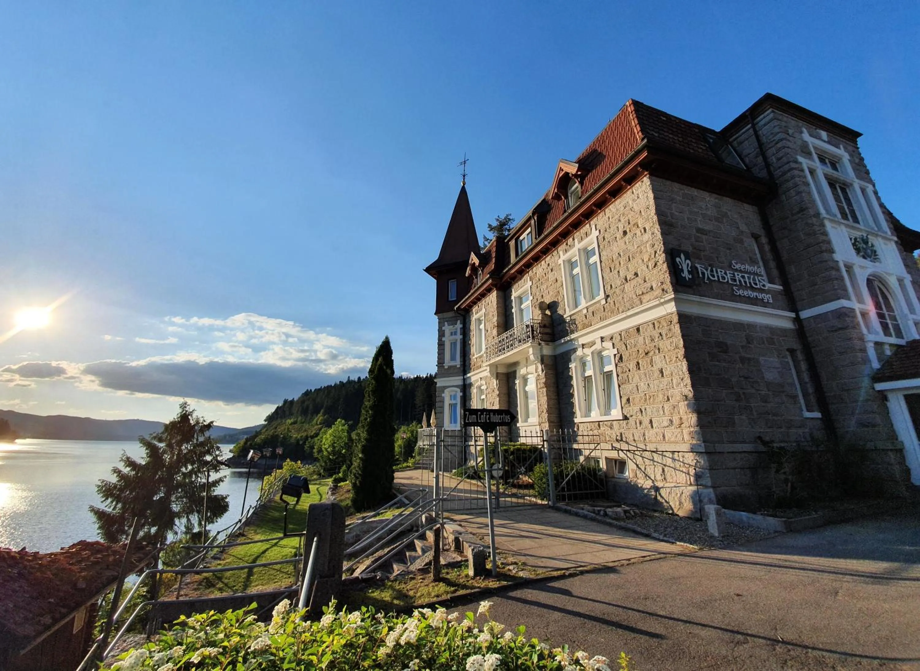 Property building in Seehotel Hubertus