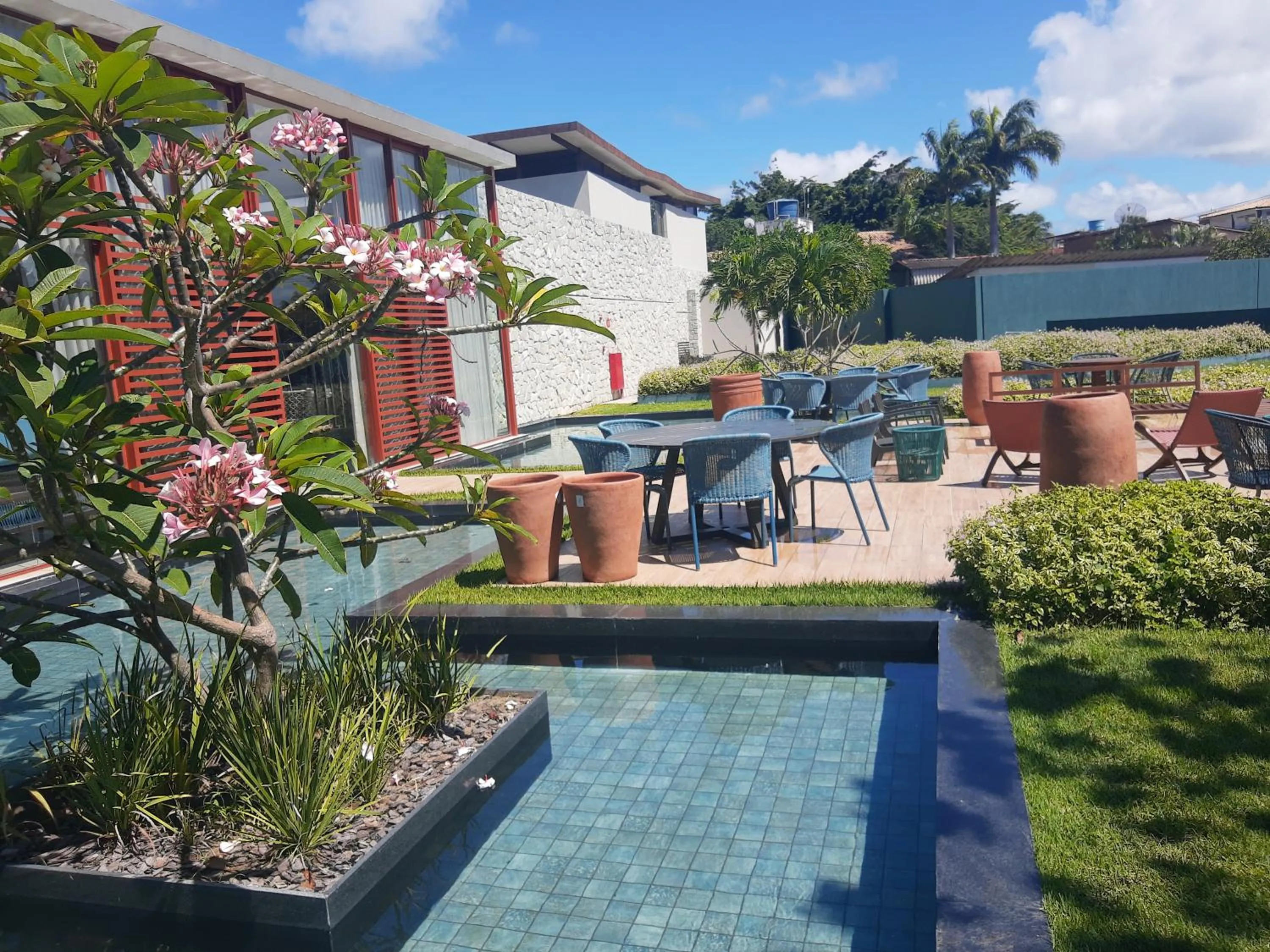 Restaurant/places to eat in FLAT NA PRINCIPAL DE PIPA