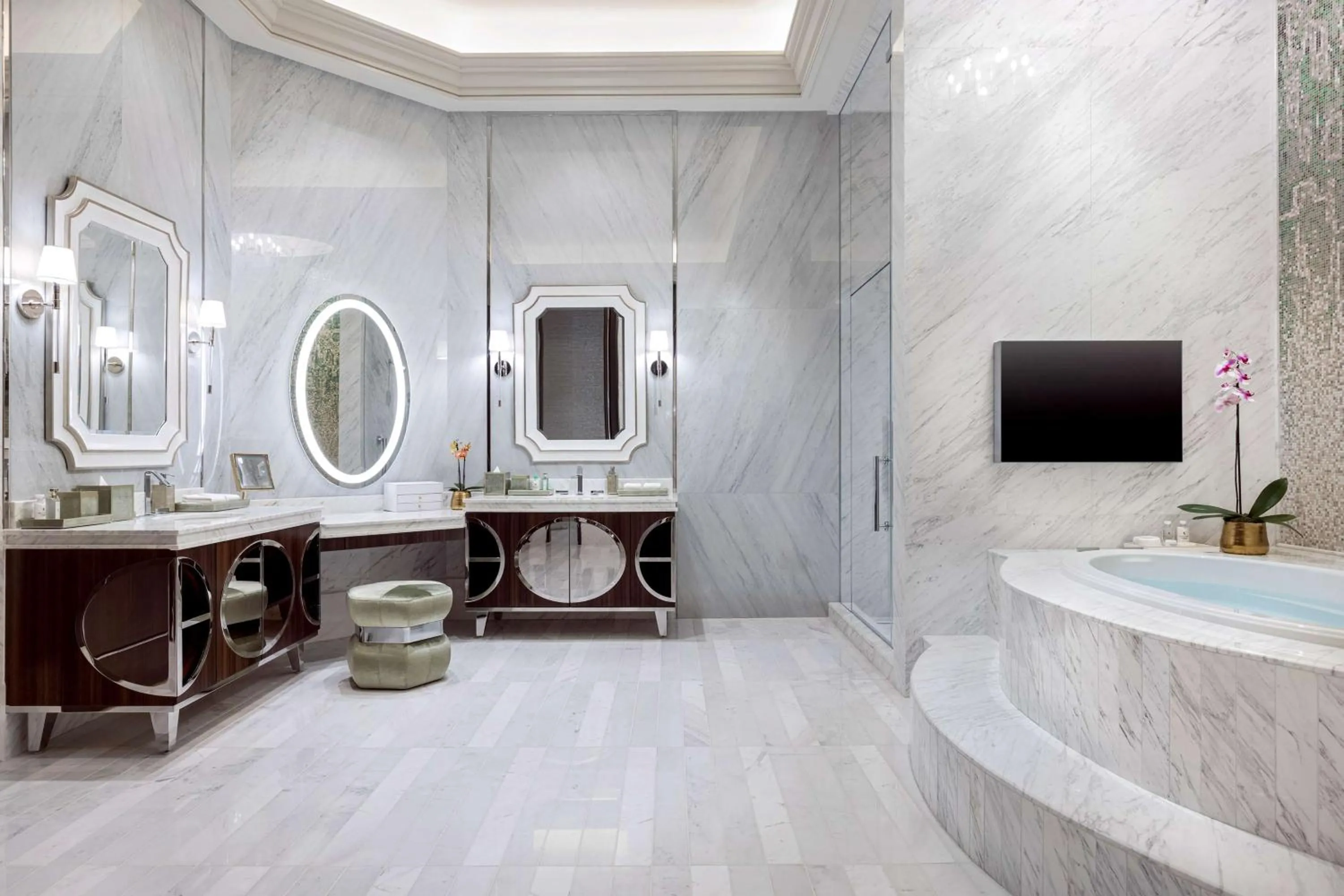 Bathroom in Crockfords Las Vegas, LXR Hotels & Resorts at Resorts World