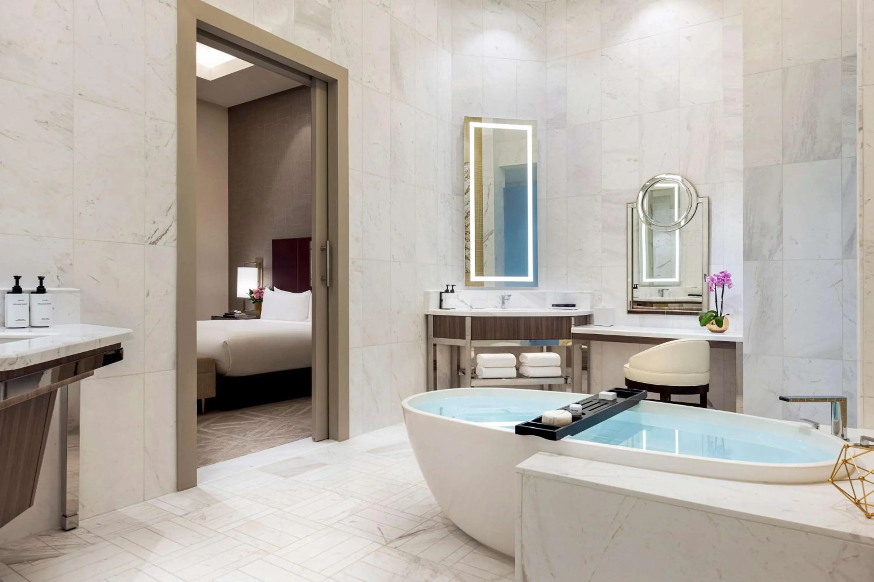 Bathroom, Bed in Crockfords Las Vegas, LXR Hotels & Resorts at Resorts World