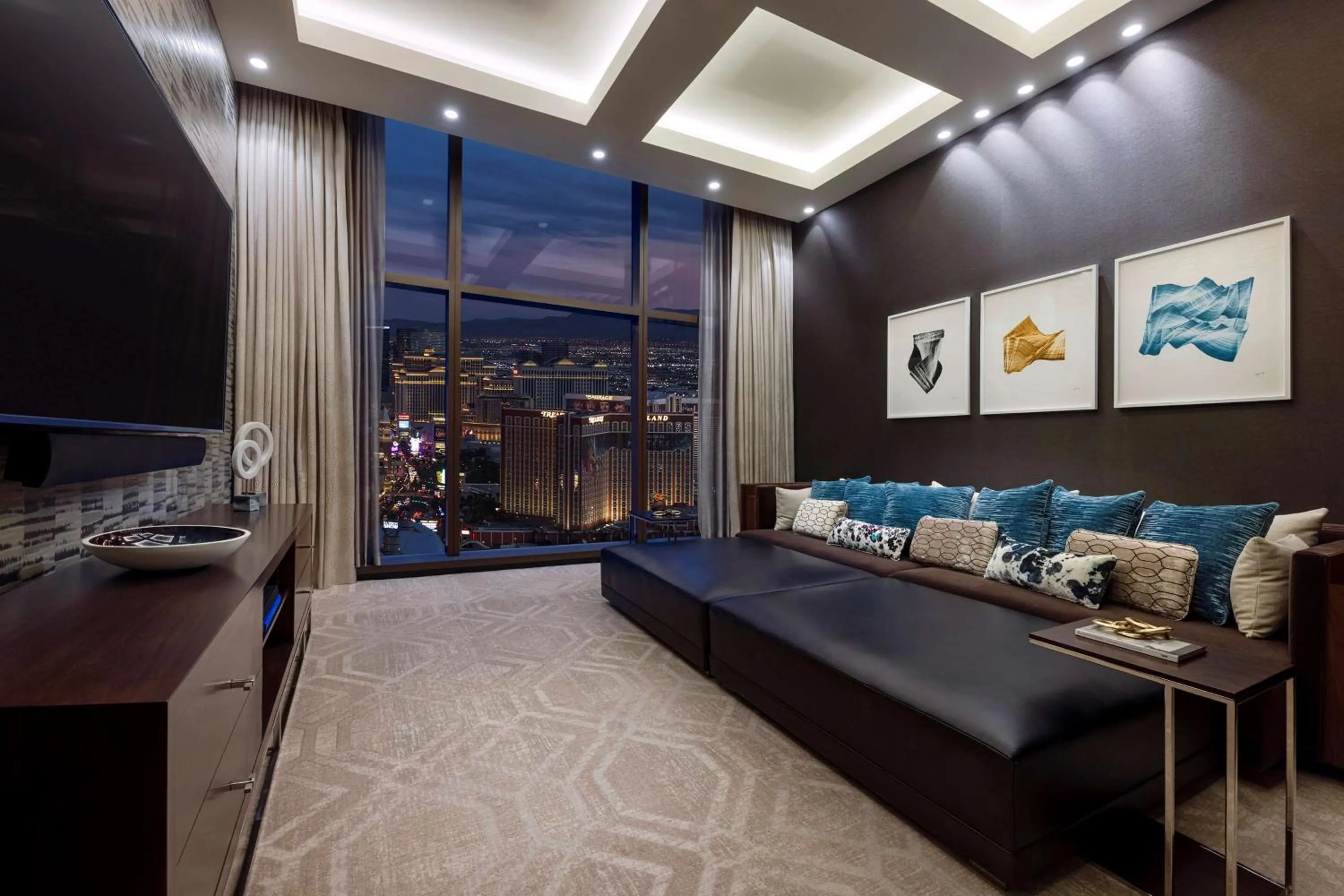 Living room in Crockfords Las Vegas, LXR Hotels & Resorts at Resorts World