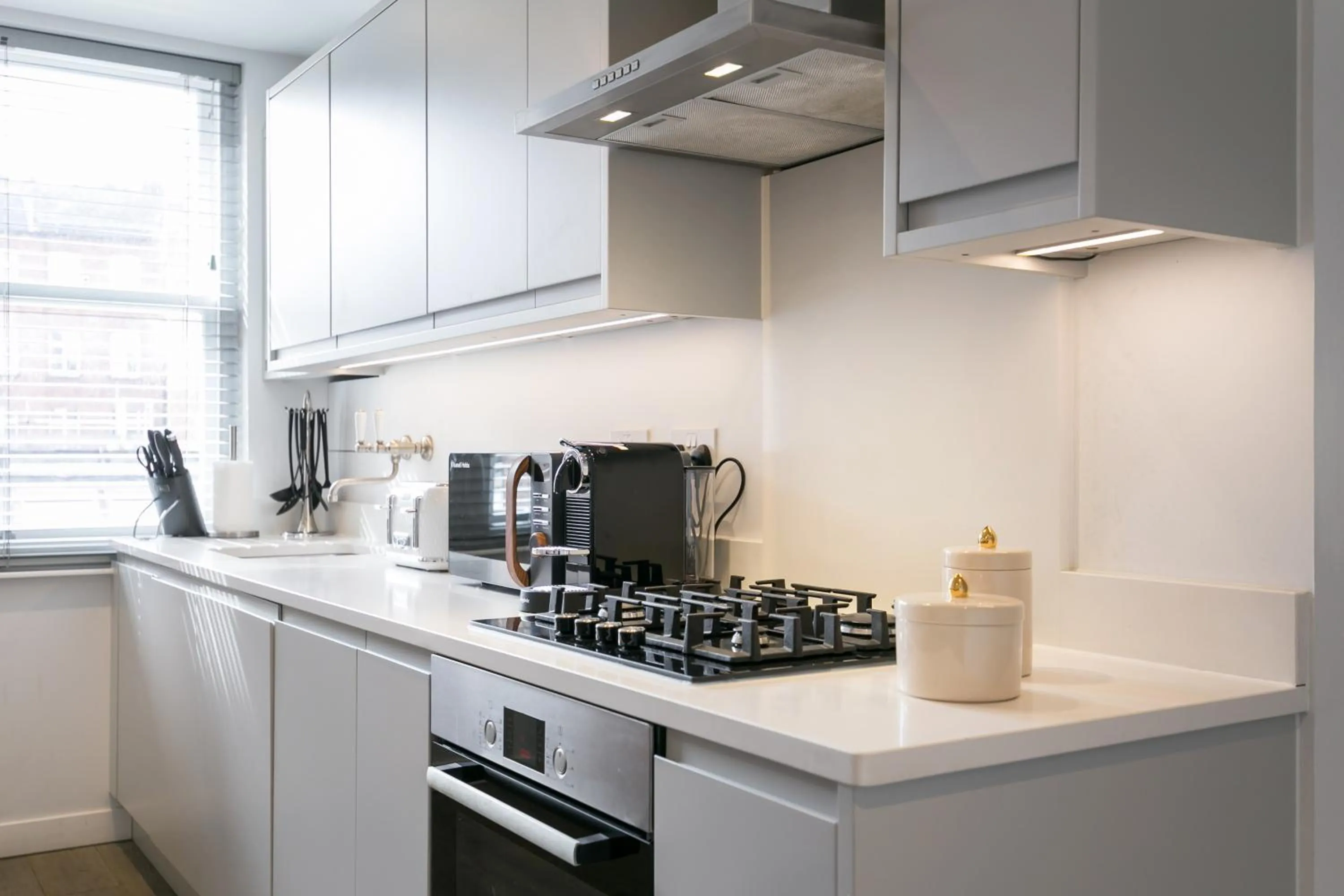 Kitchen or kitchenette in Urban Chic - Rathbone