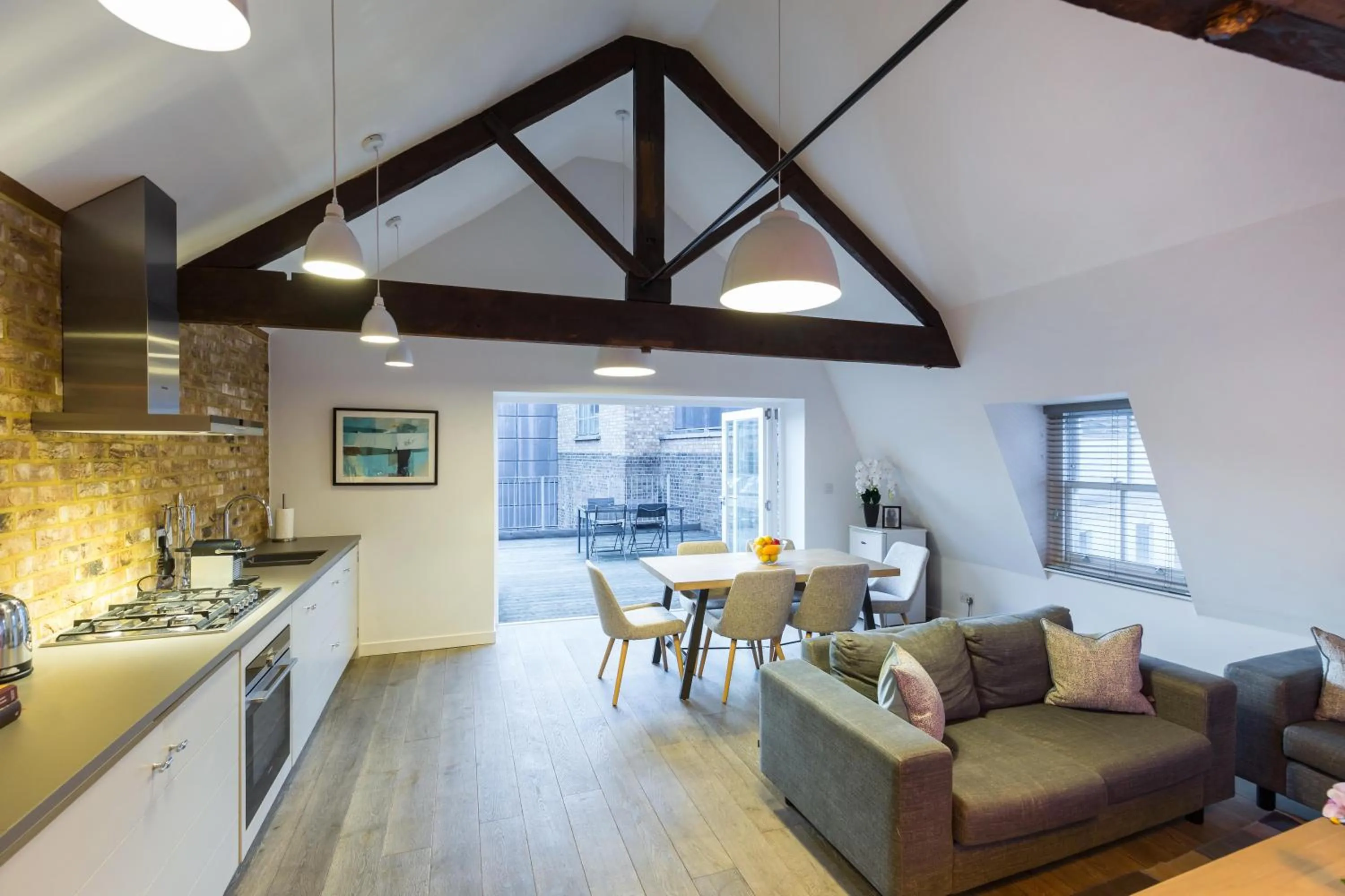 Kitchen or kitchenette in Urban Chic - Rathbone