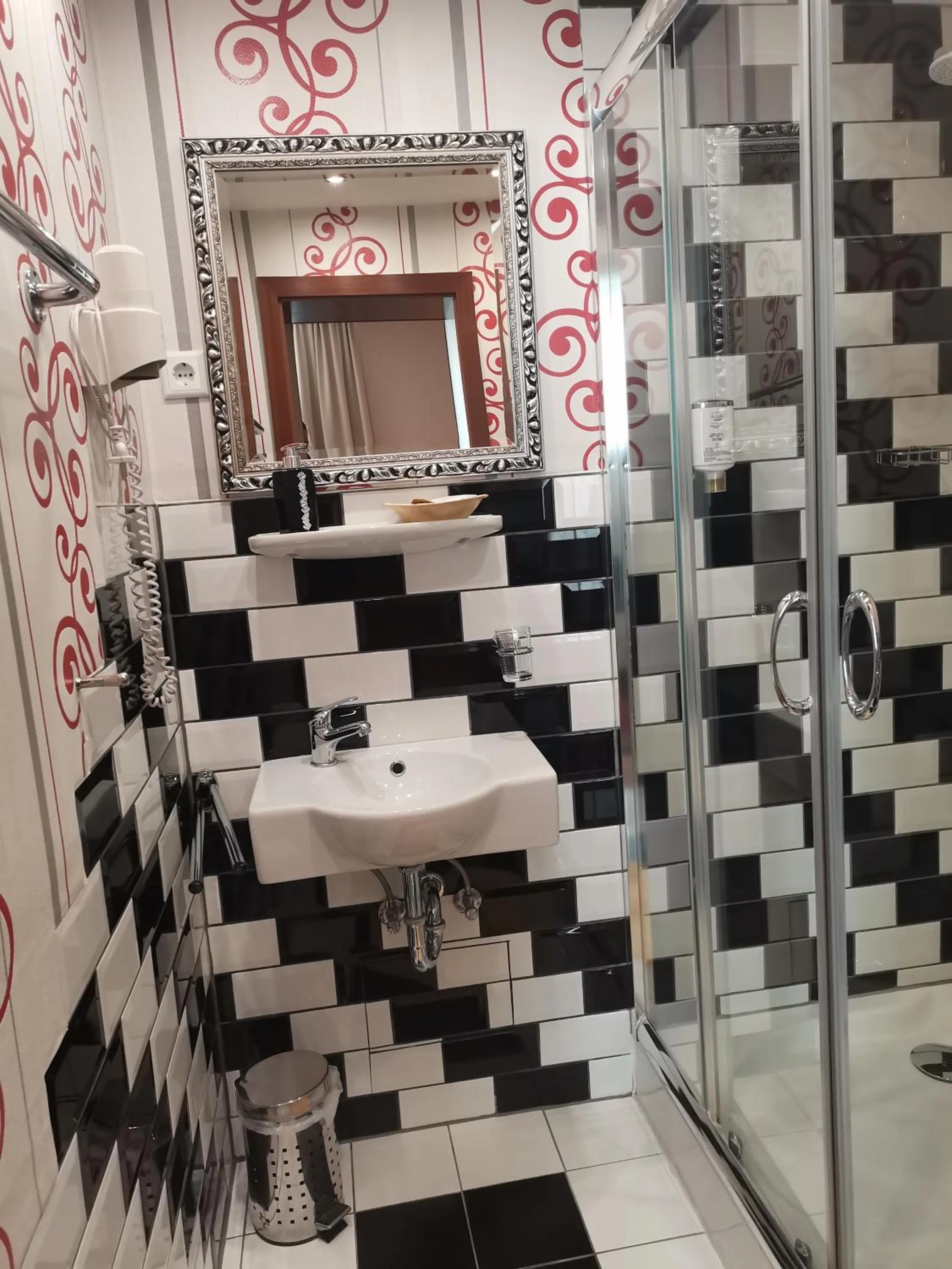 Bathroom in Boulevardhotel Sängerstadt - alle Zimmer klimatisiert