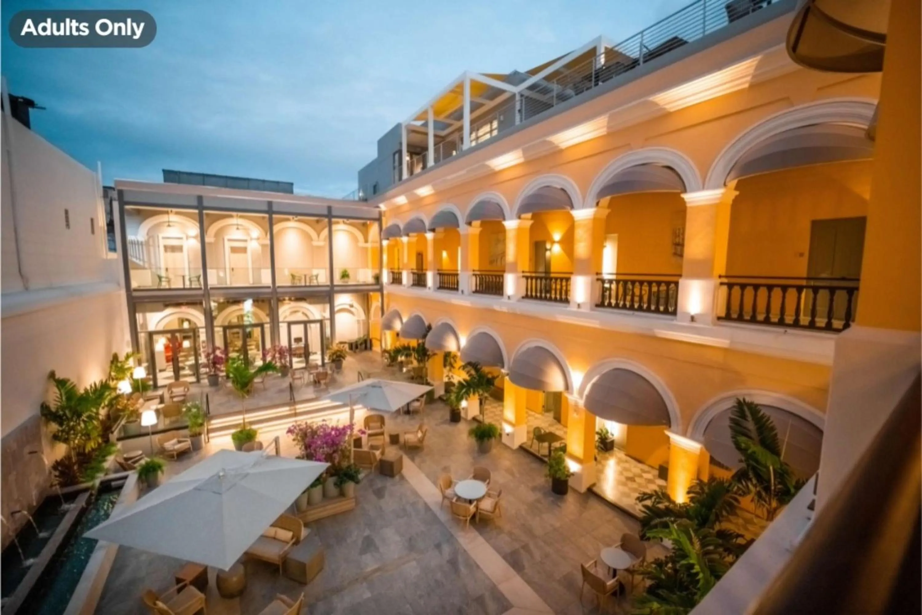 Inner courtyard view in Palacio Provincial San Juan, Adults only, Curio Collection by Hilton