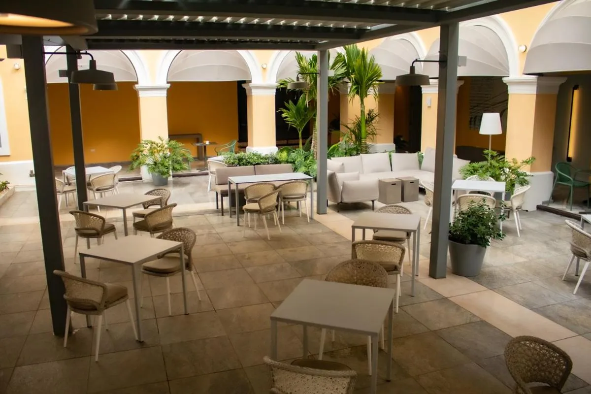Restaurant/places to eat in Palacio Provincial San Juan, Adults only, Curio Collection by Hilton