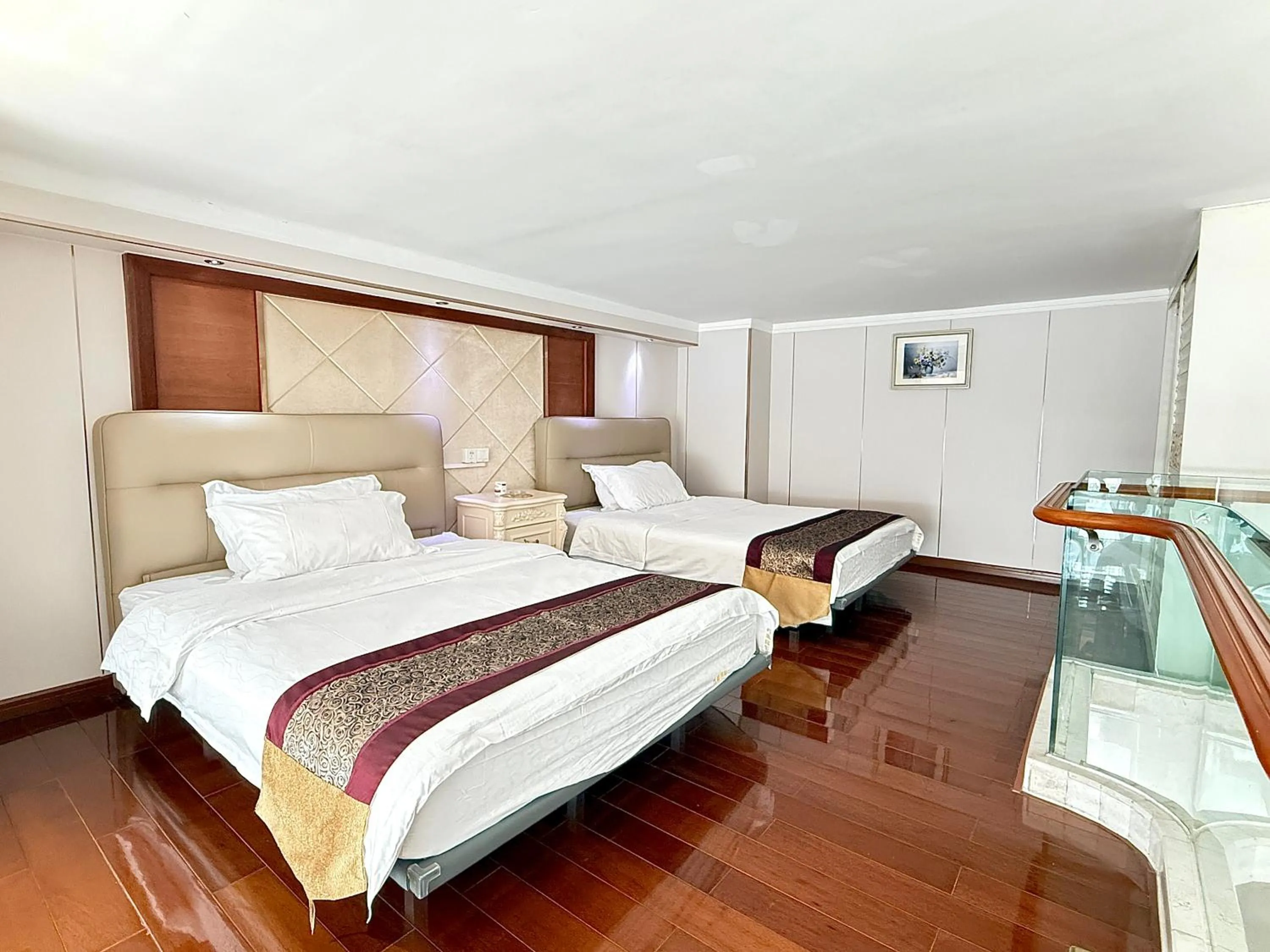 Bedroom, Bed in Barton International Residence Guangzhou - located in the city center adjacent to Beijing Road Pedestrian Street and Dafo Temple and close to the subway