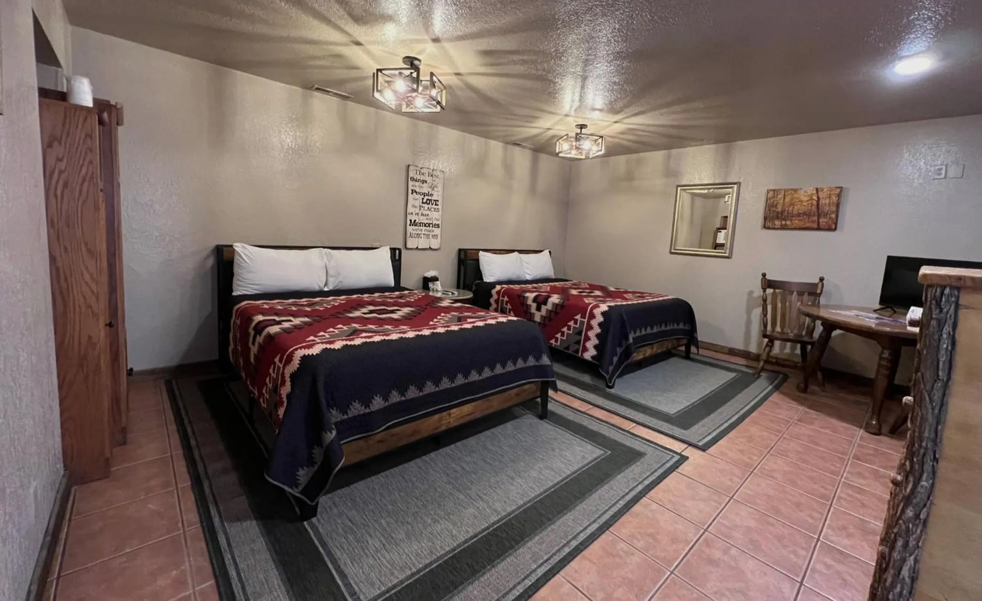 Bed in THE SNUGGLE INN