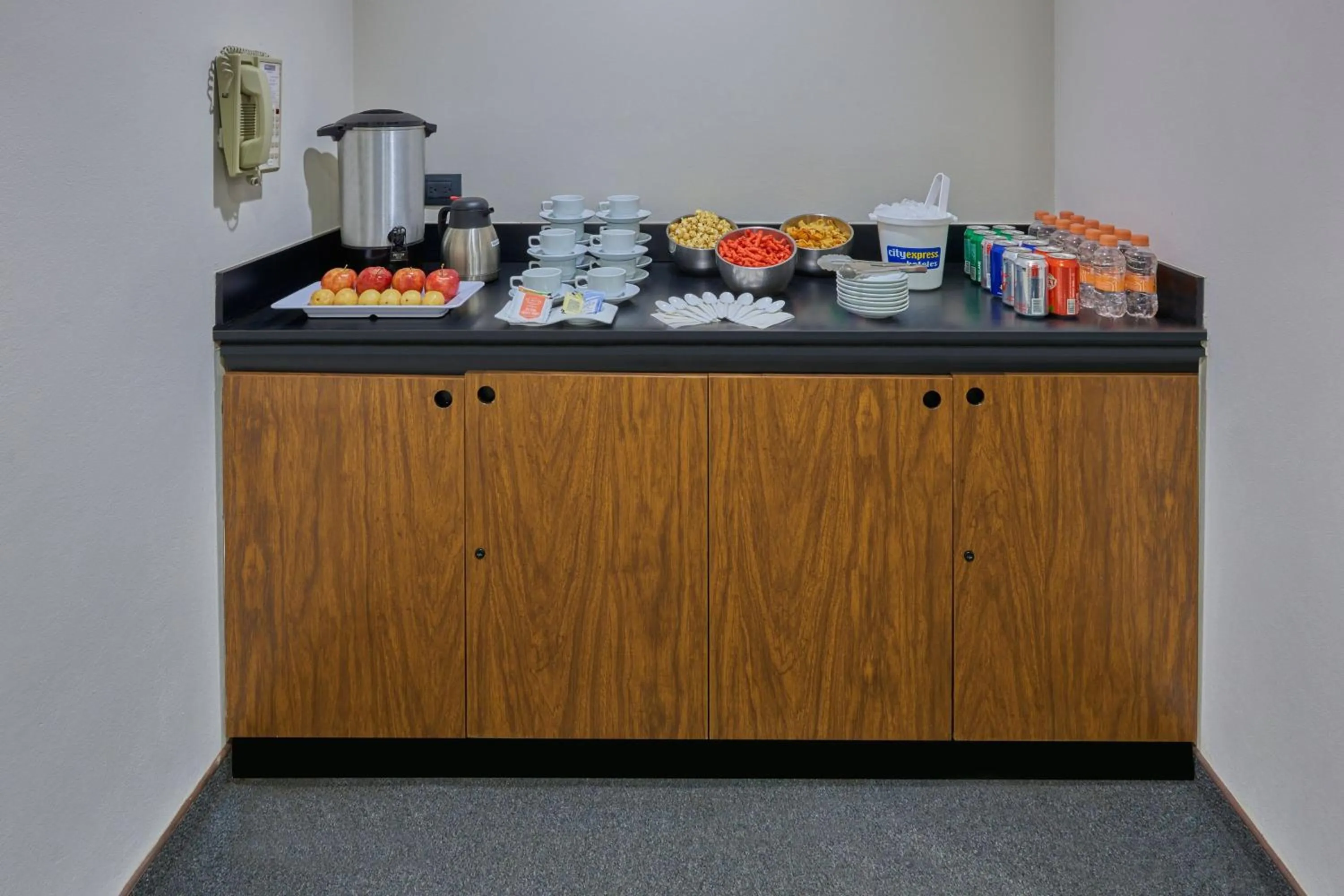 Meeting/conference room in City Express by Marriott Caborca