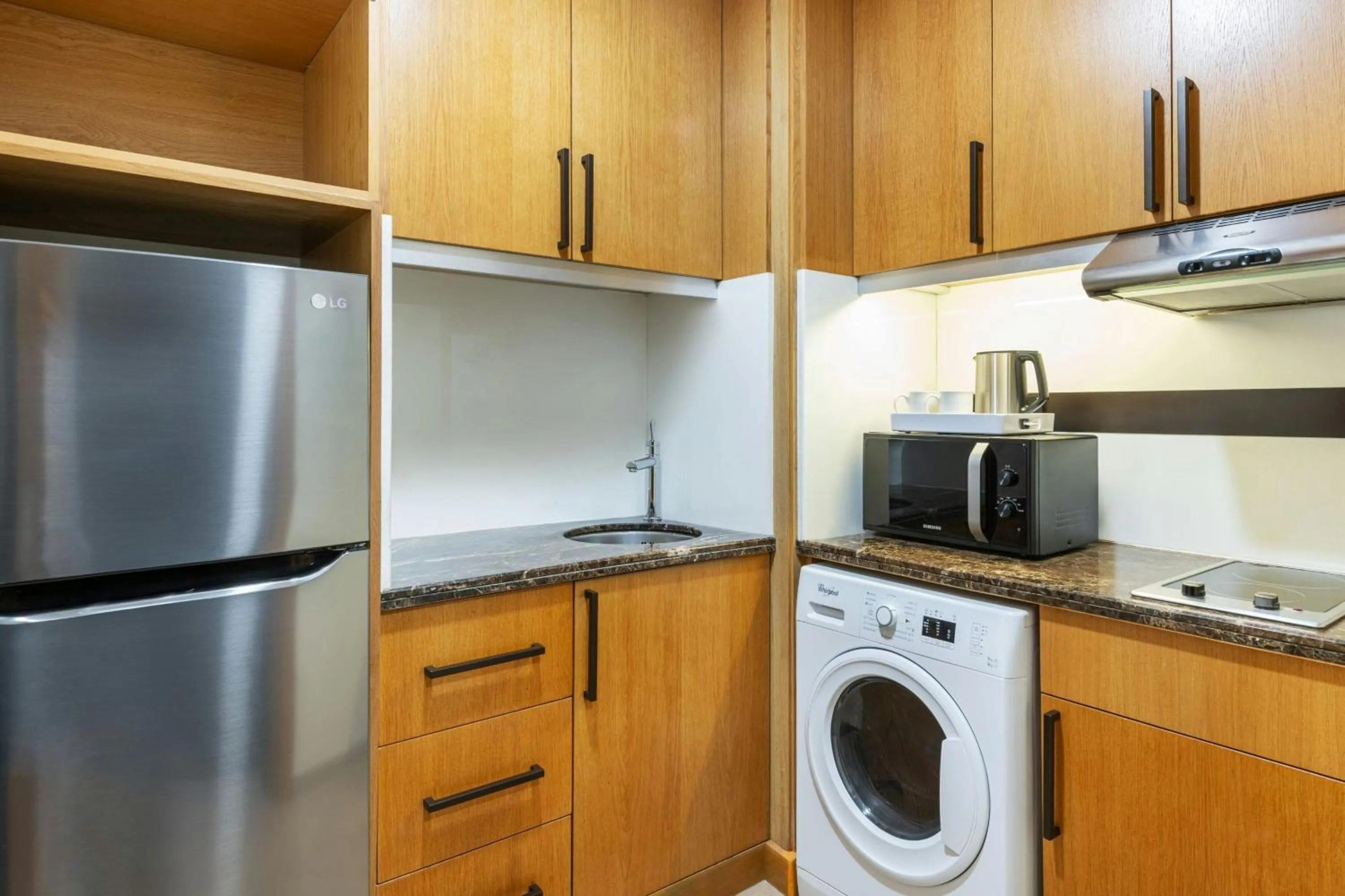 Bedroom in Four Points by Sheraton Bur Dubai