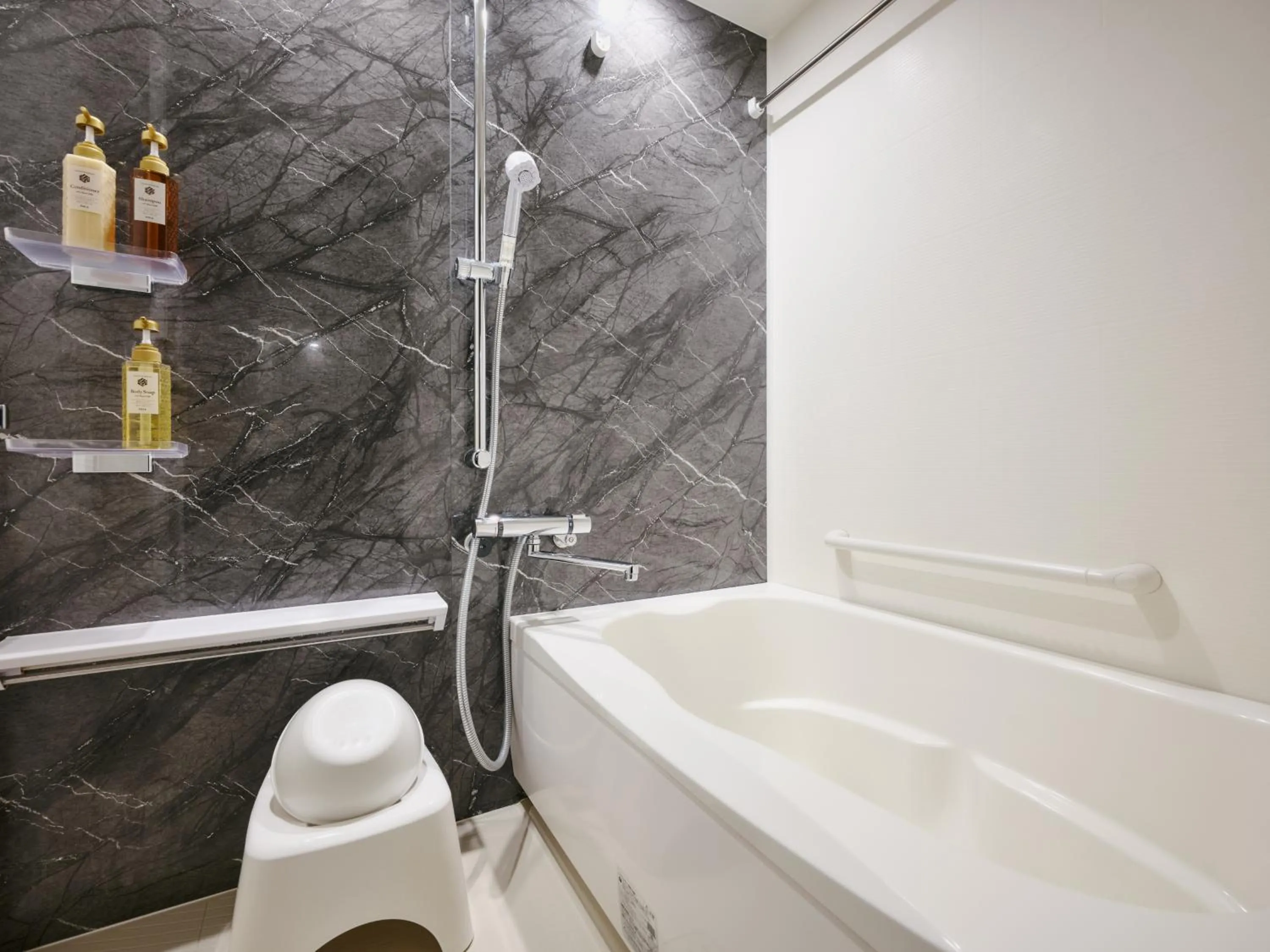 MONday Apart Premium Ginza Shintomicho