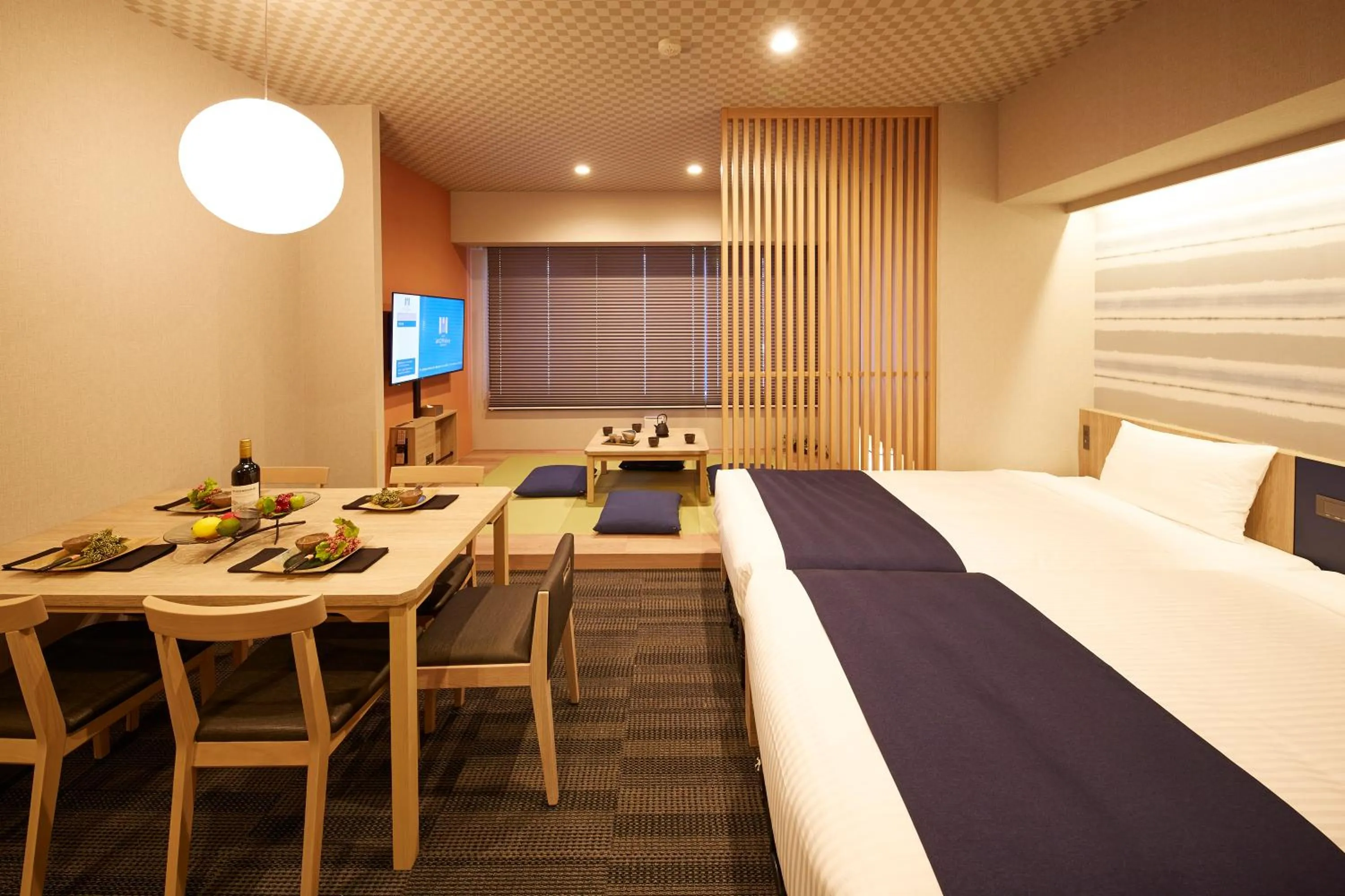 Bed in MONday Apart Premium Ginza Shintomicho