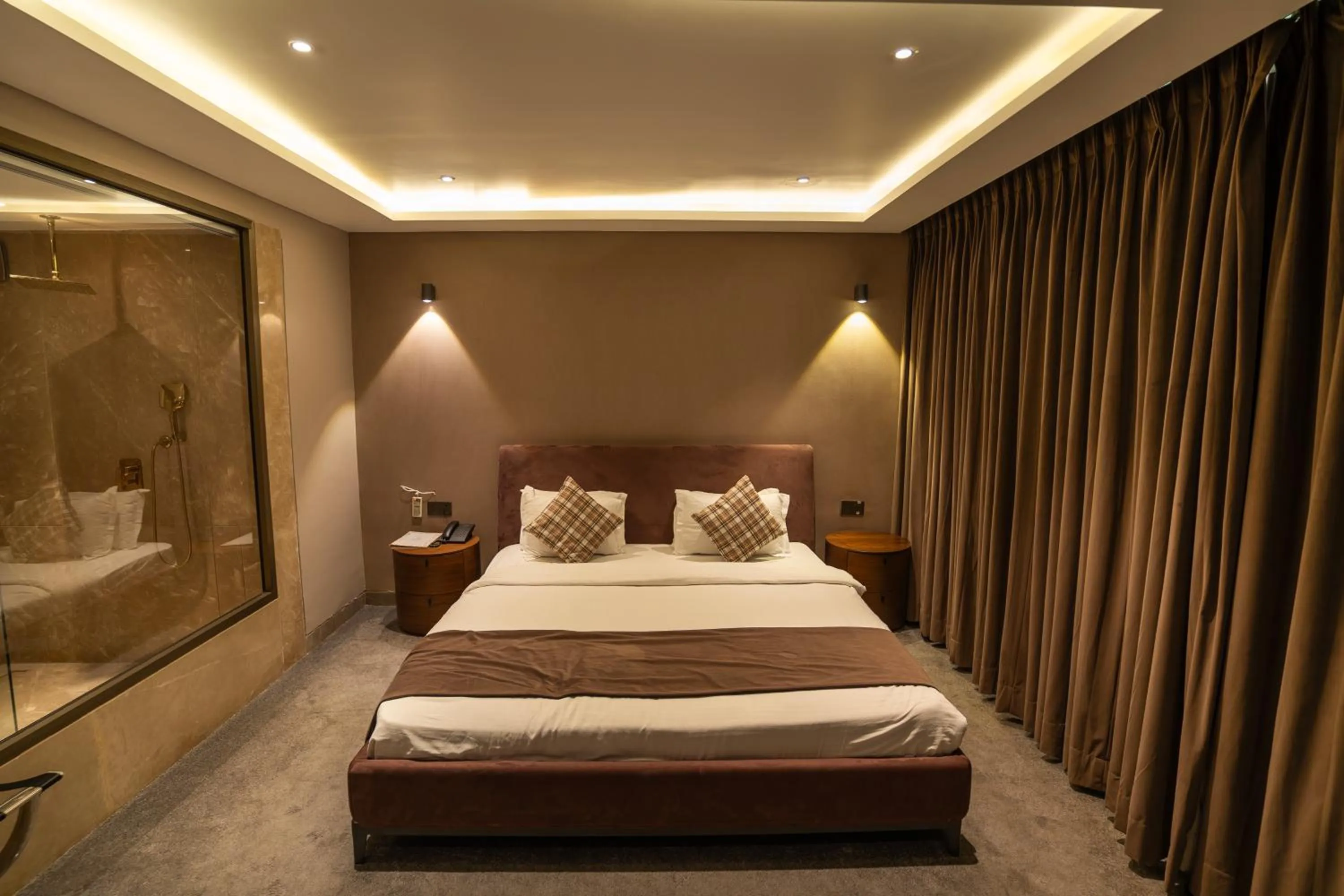 Bed in Valentia The Exotic Boutique Hotel - Pure Veg