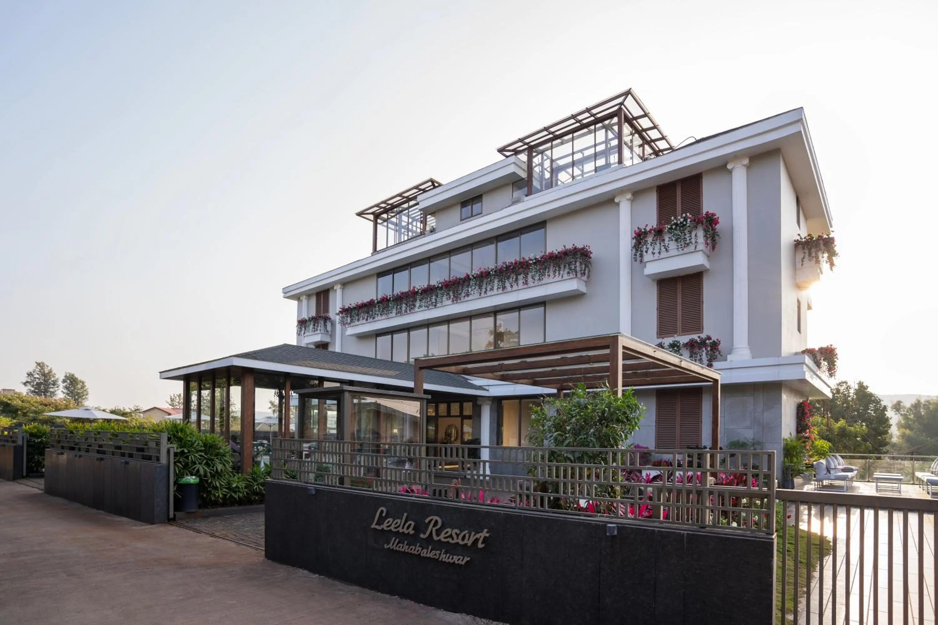 Valentia The Exotic Boutique Hotel - Pure Veg