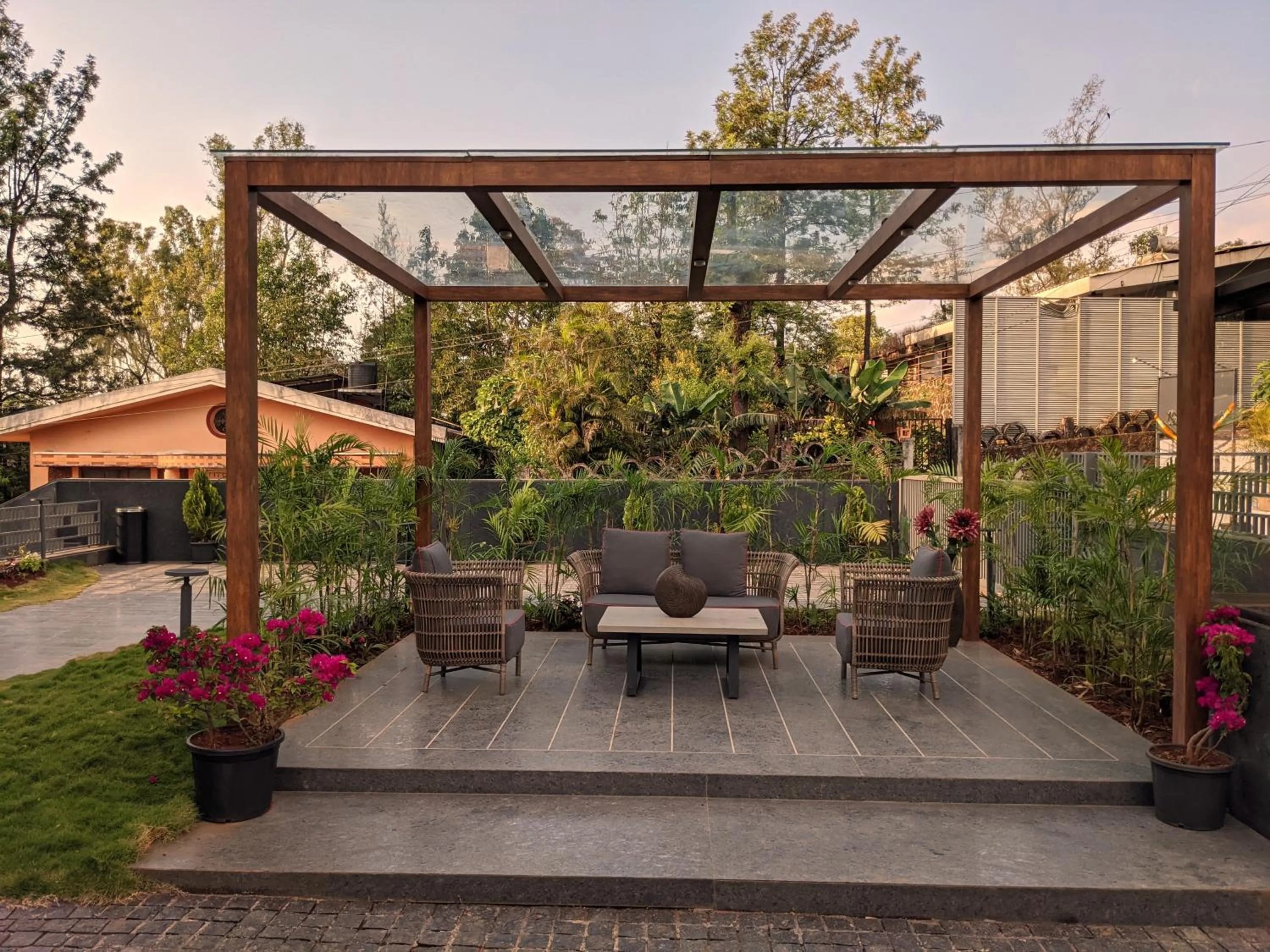 Seating area in Valentia The Exotic Boutique Hotel - Pure Veg