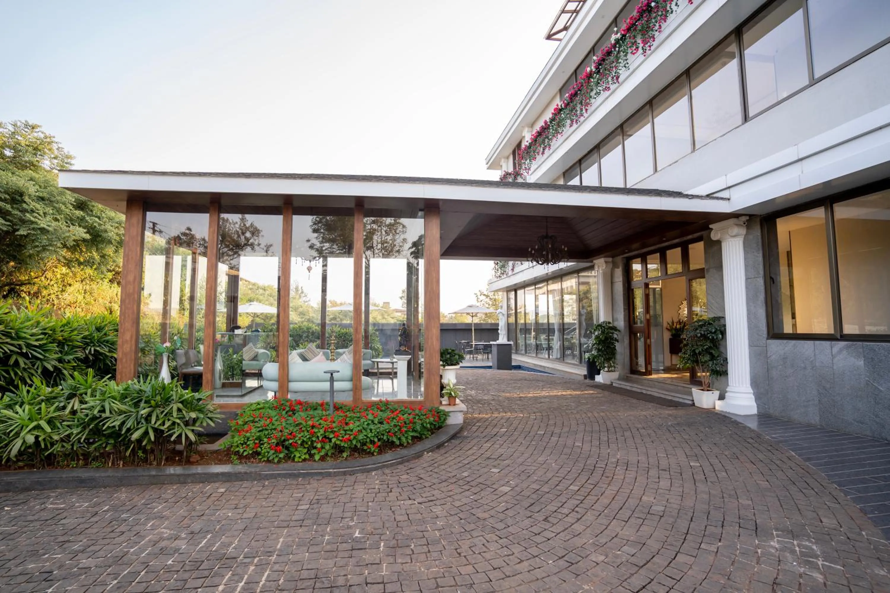 Valentia The Exotic Boutique Hotel - Pure Veg