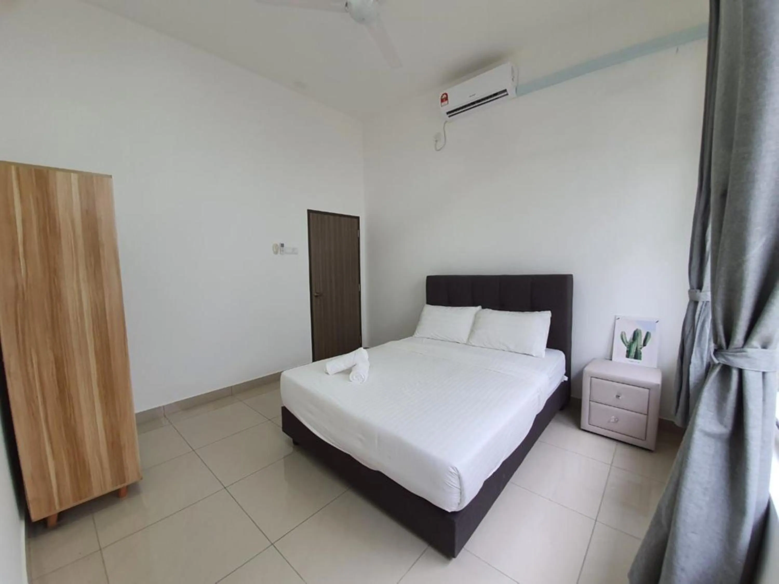 Bedroom, Bed in Desaru Arcadia Villa By Convergence