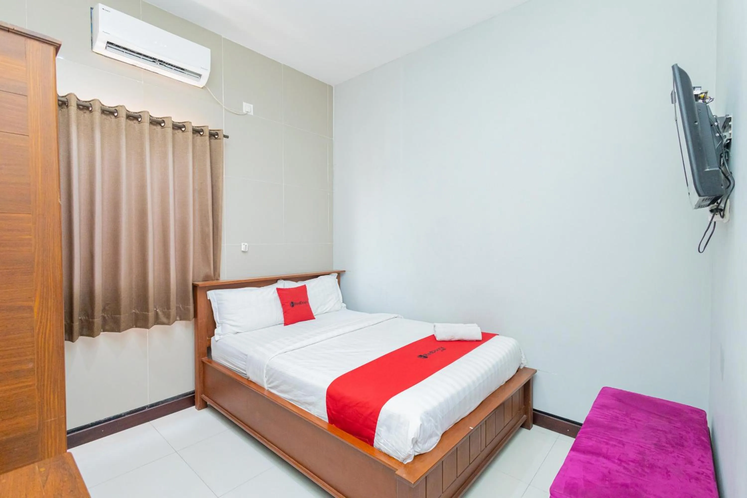 OYO Pratama Dukuh Kupang Sub