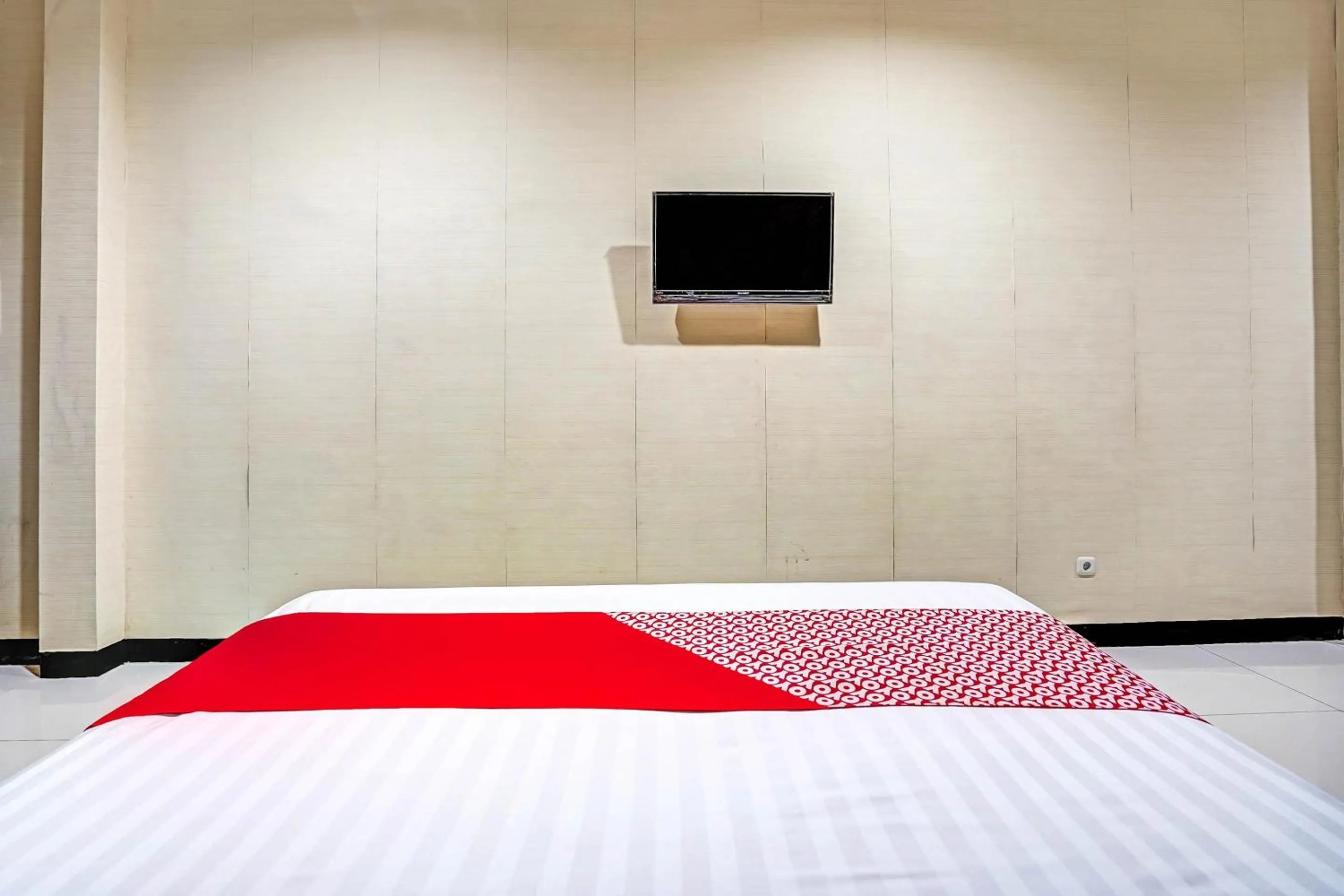 Bedroom in OYO Pratama Dukuh Kupang Sub