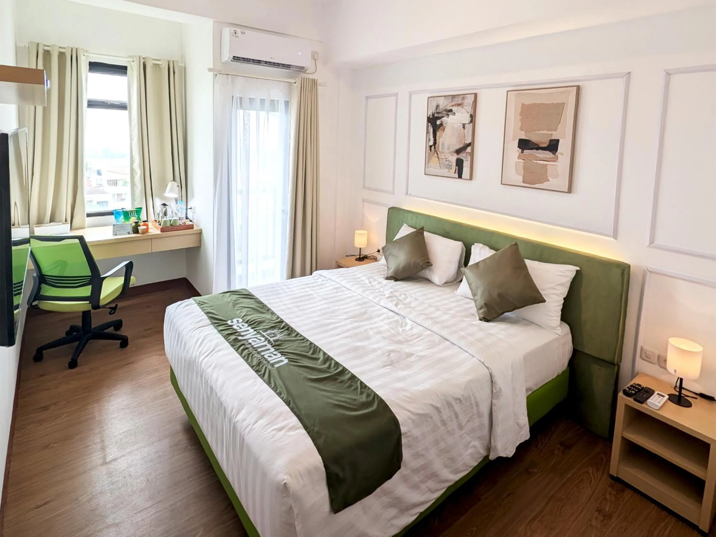 Bed in Cordova Suites