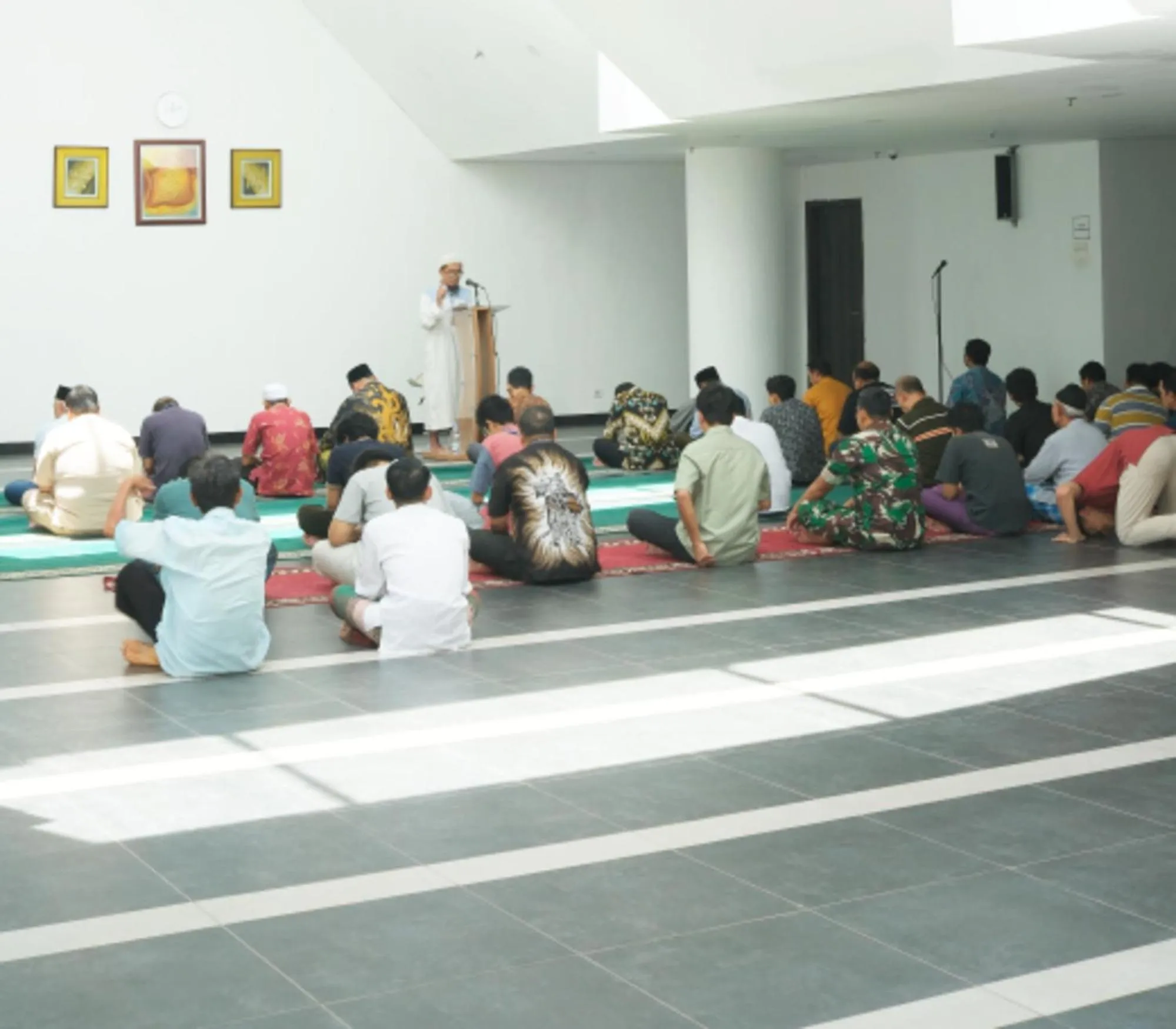 Area and facilities in Cordova Suites