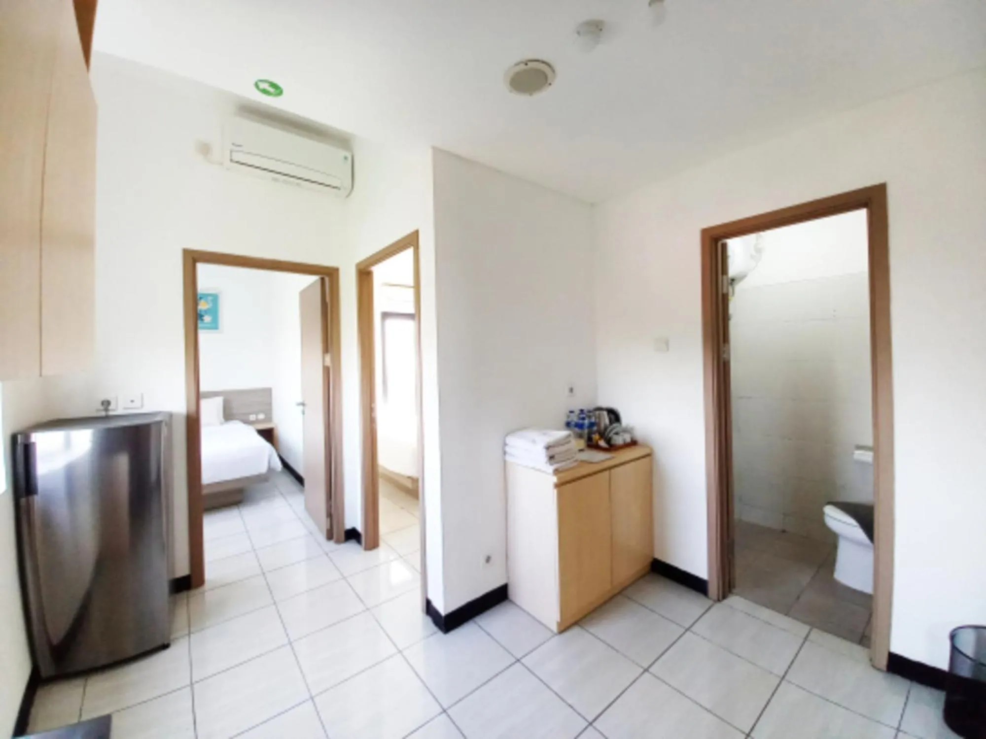 Bedroom, Bed in Cordova Suites