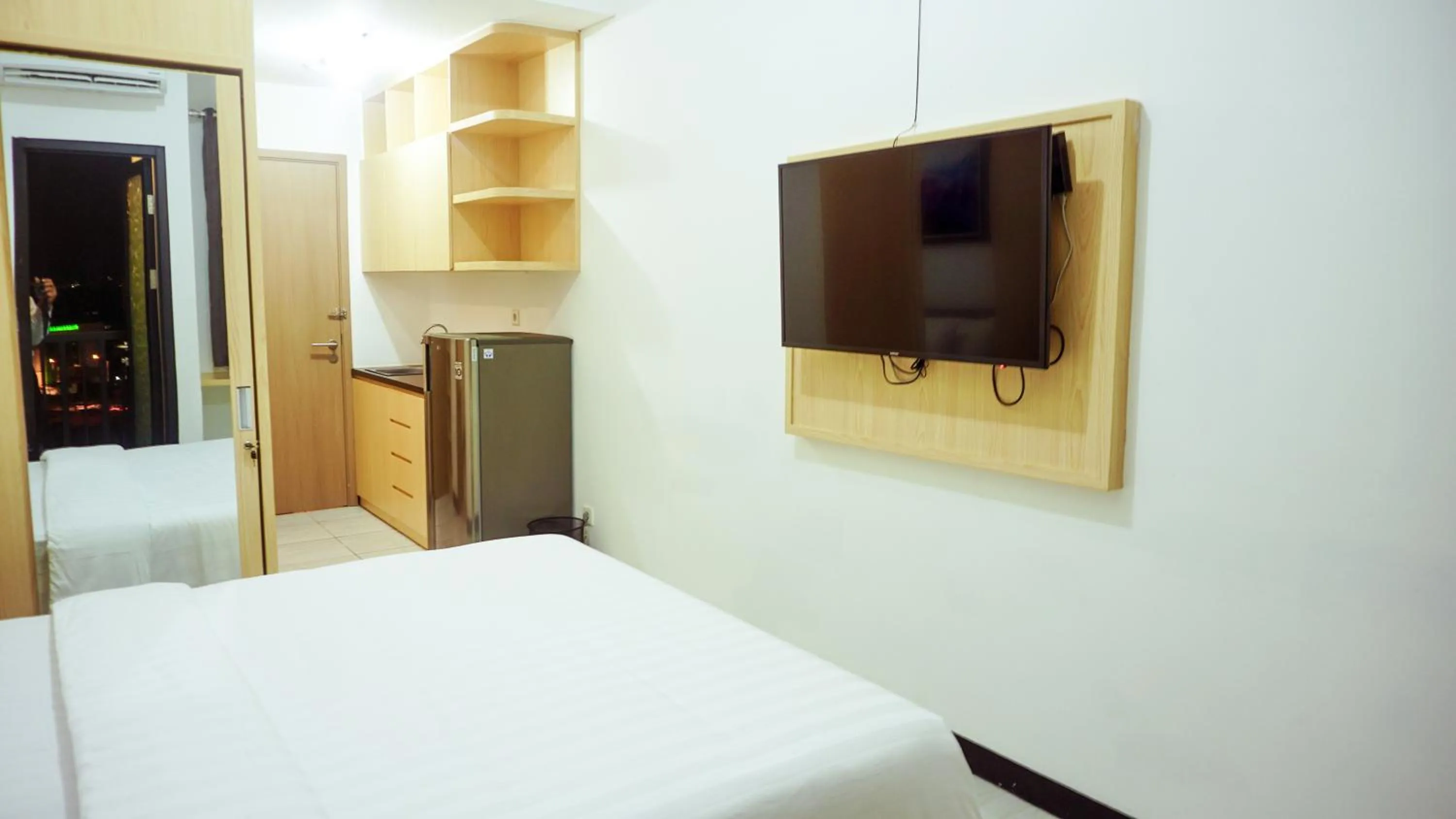 Bedroom, Bed in Cordova Suites