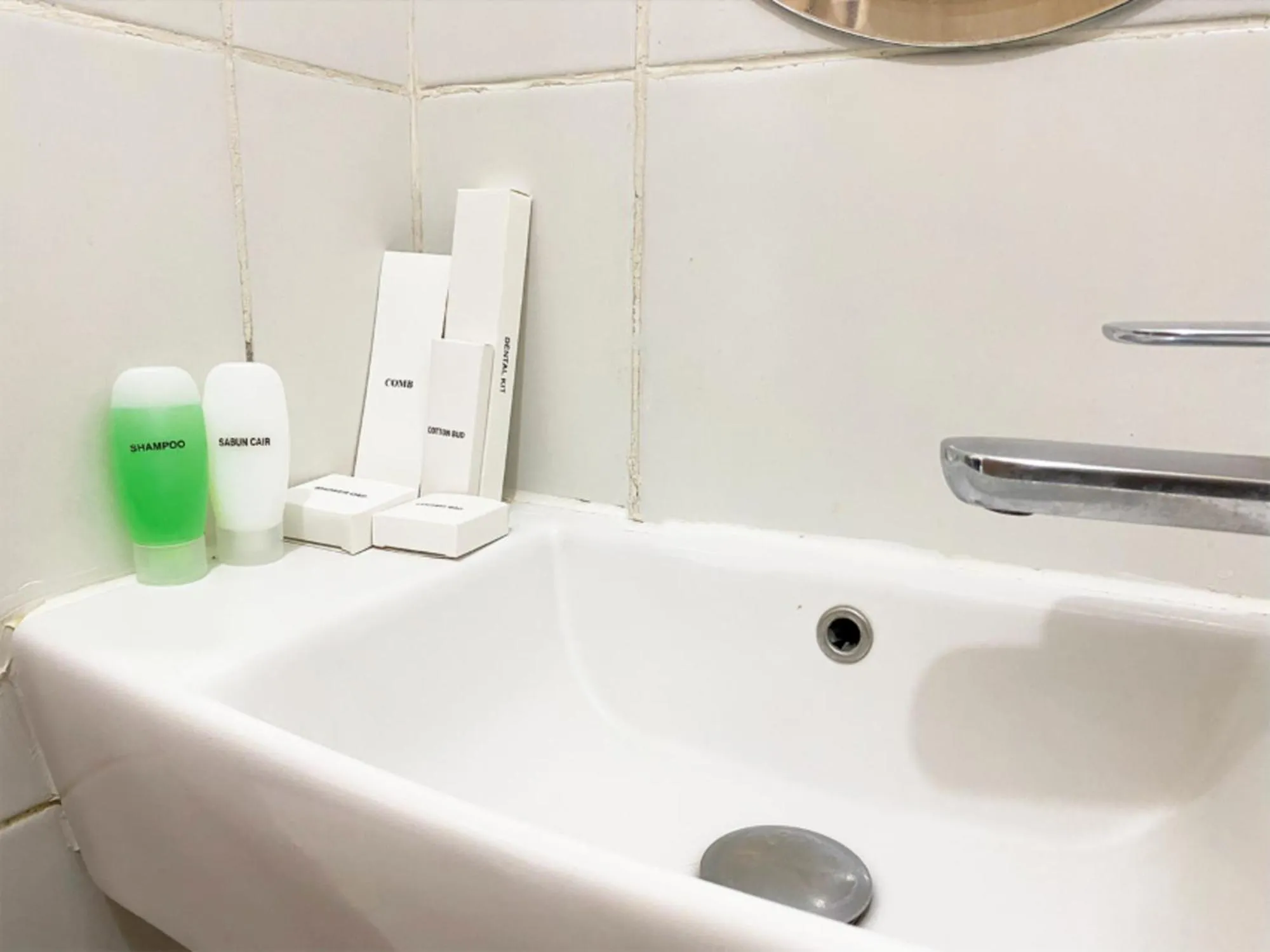 Bathroom in Cordova Suites