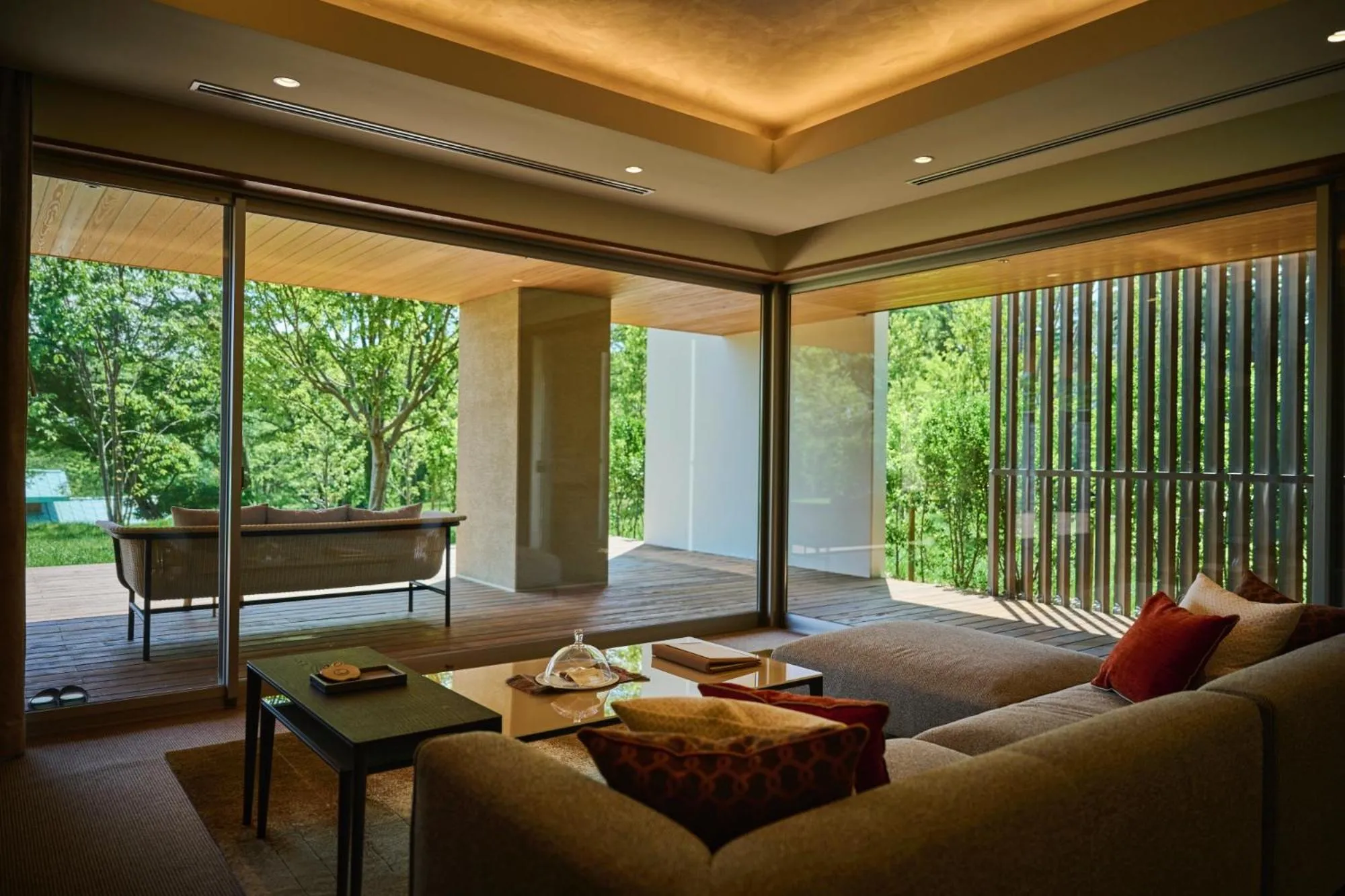 THE HIRAMATSU KARUIZAWA MIYOTA