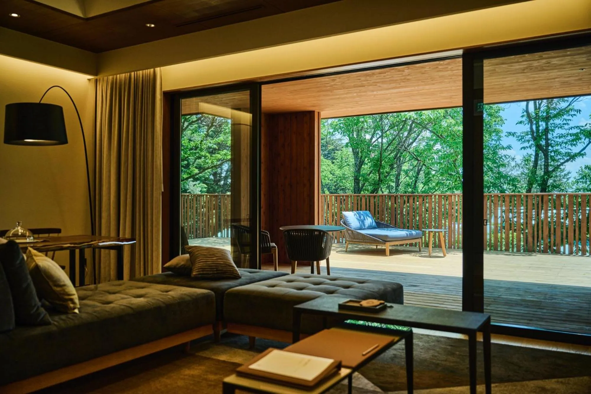 THE HIRAMATSU KARUIZAWA MIYOTA