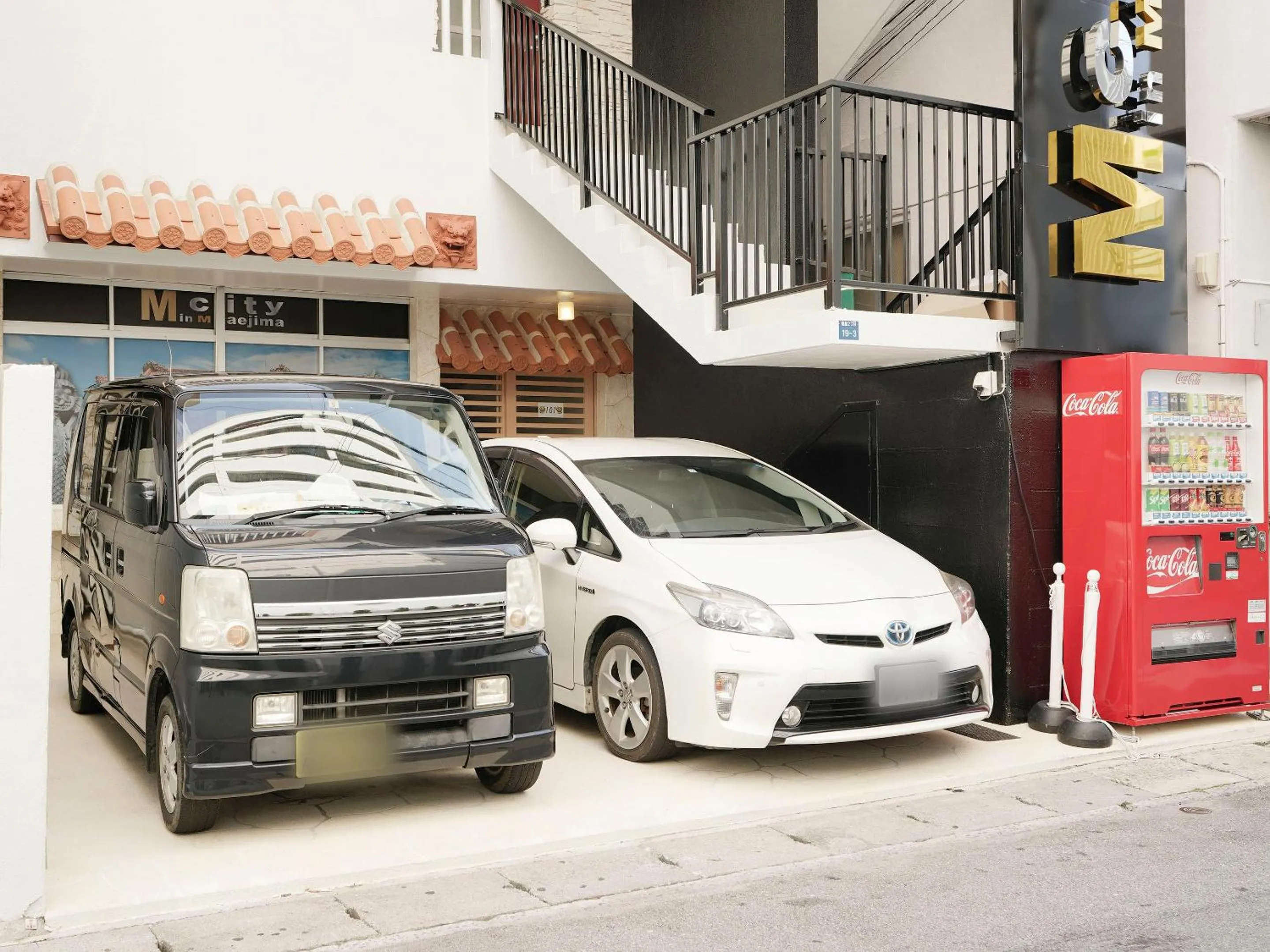 Property building in Mcity in Maejima