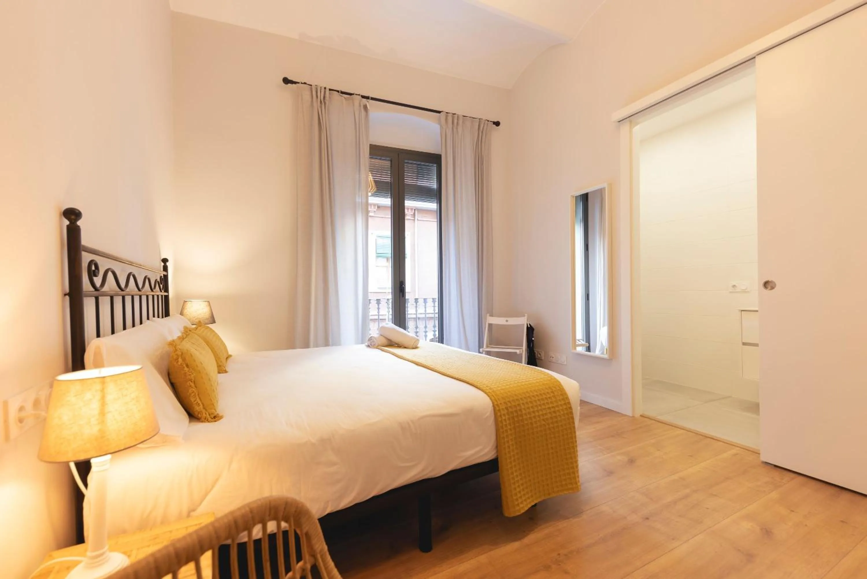 Bedroom, Bed in Bravissimo Riu Onyar, modern 3 bedroom apartment