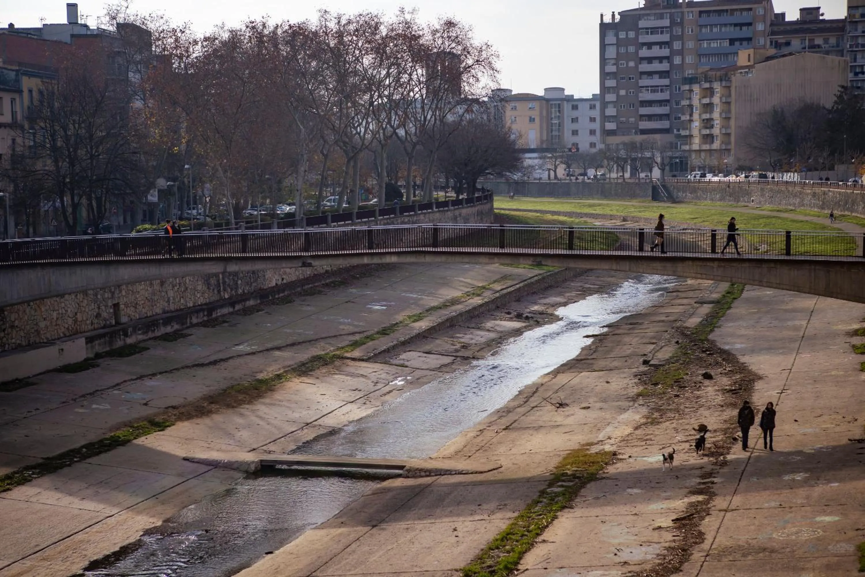 River view in Bravissimo Riu Onyar, modern 3 bedroom apartment