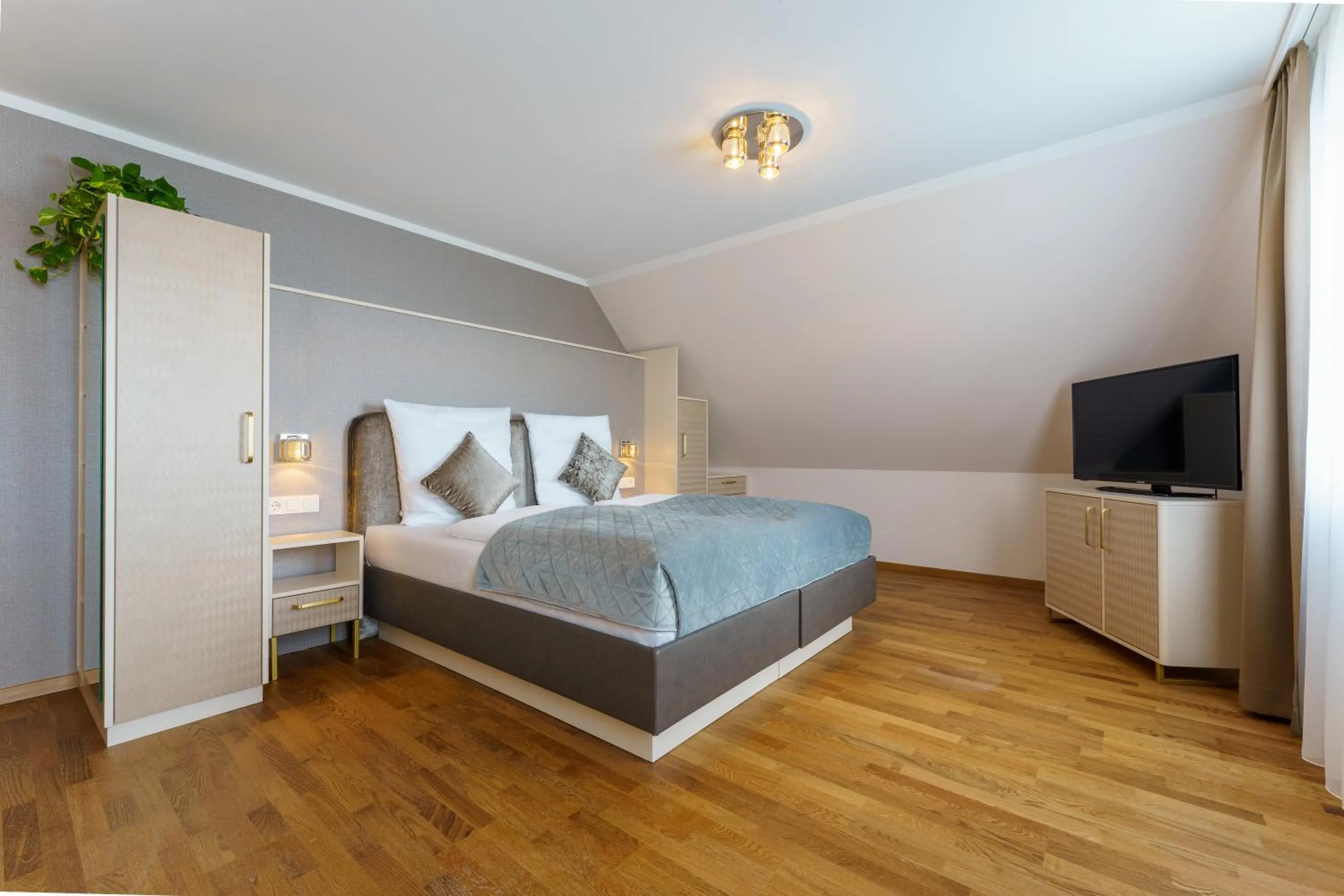 Bedroom, Bed in Hotel Wilder Mann