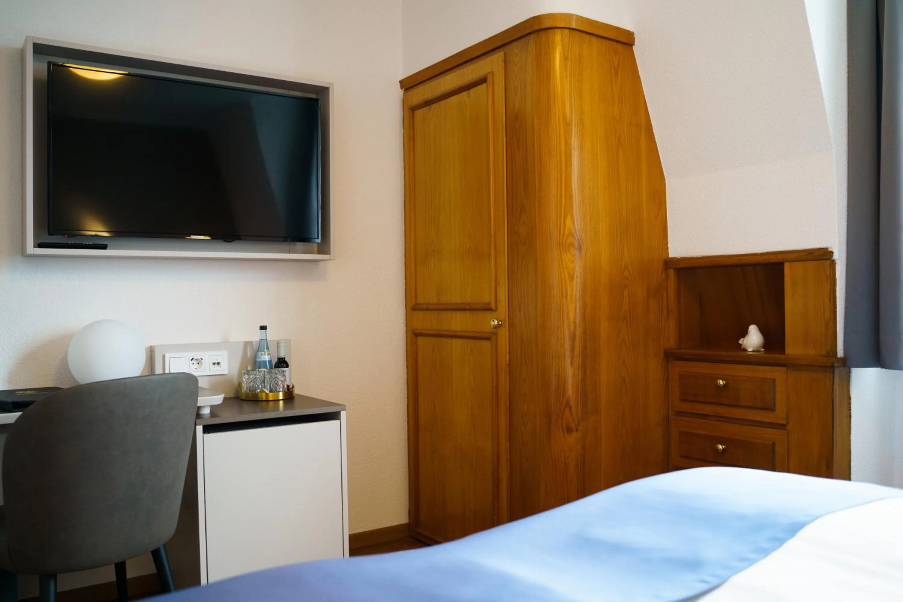 TV and multimedia, Bed in Hotel Wilder Mann