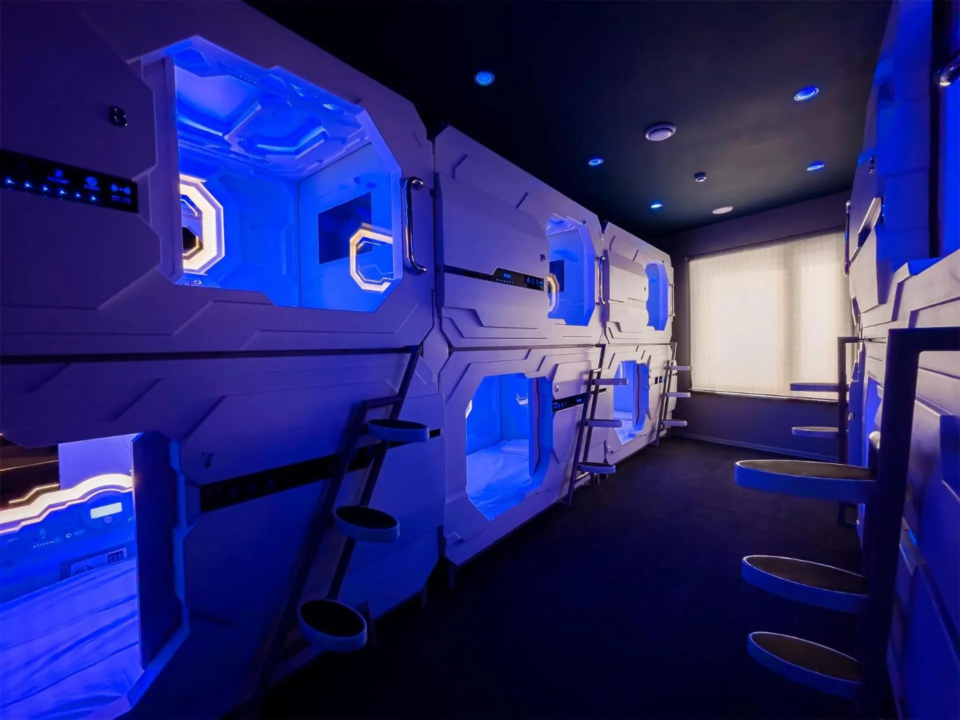 CAPS LOCK Future Hotel