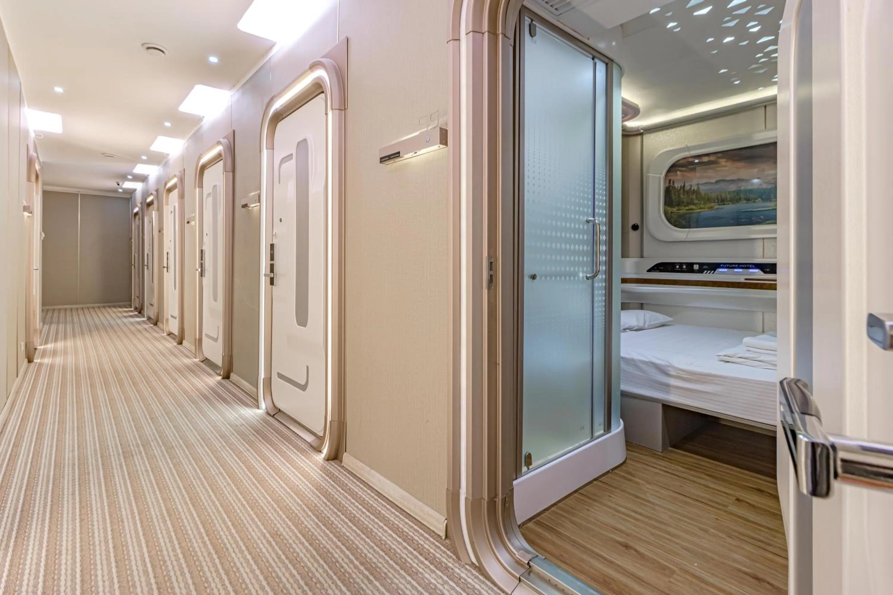 CAPS LOCK Future Hotel