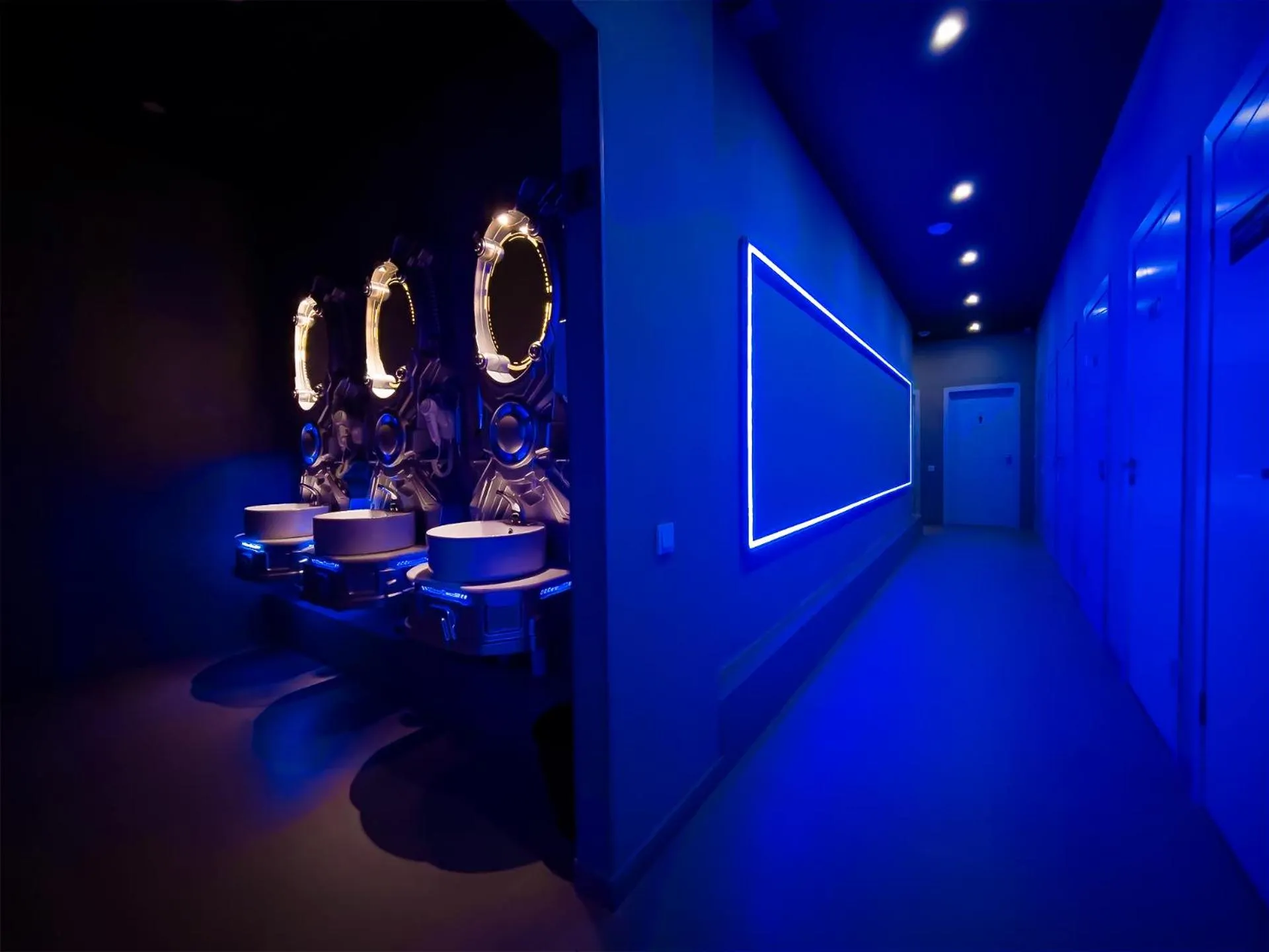 CAPS LOCK Future Hotel