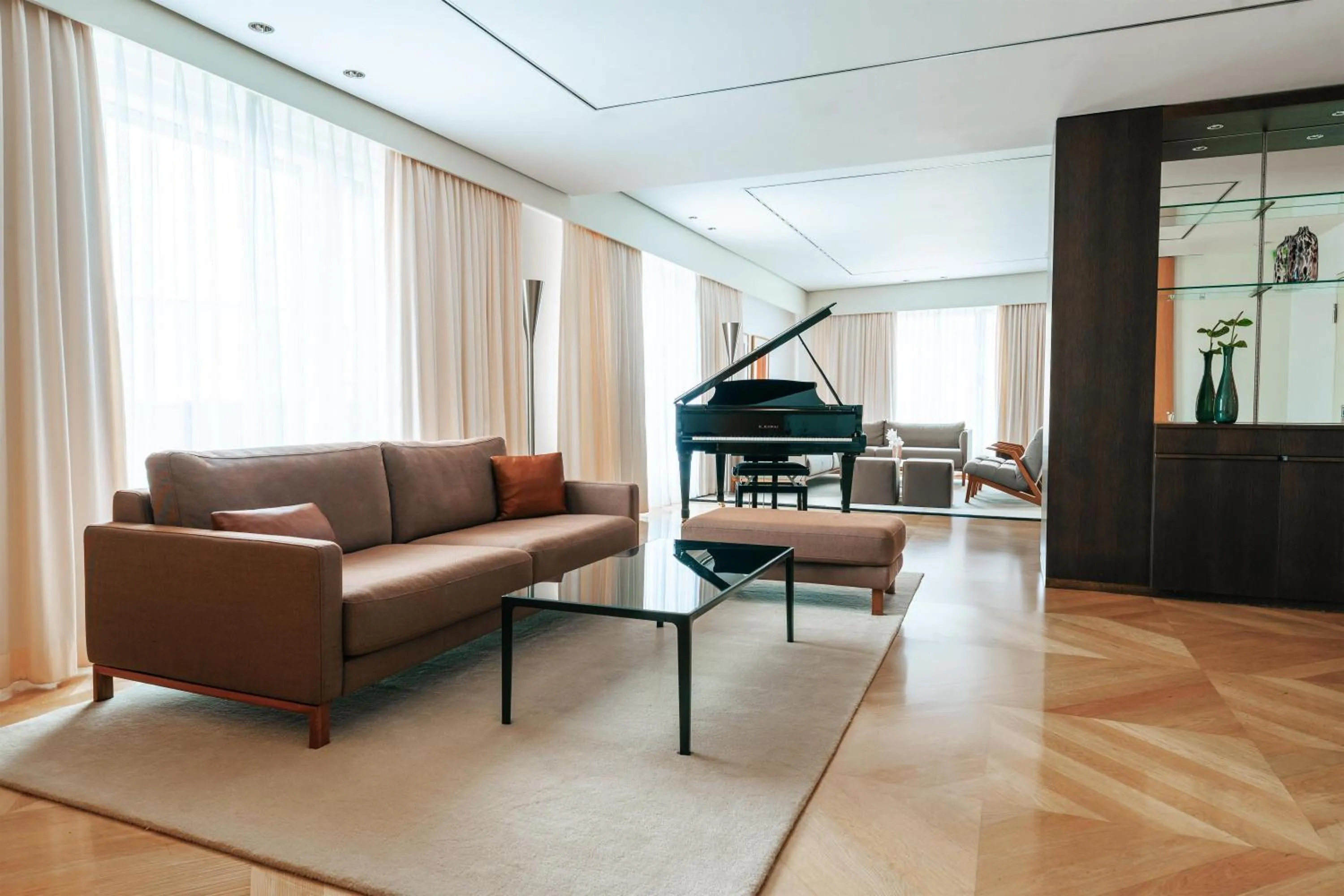 Photo of the whole room in Grand Hyatt Berlin