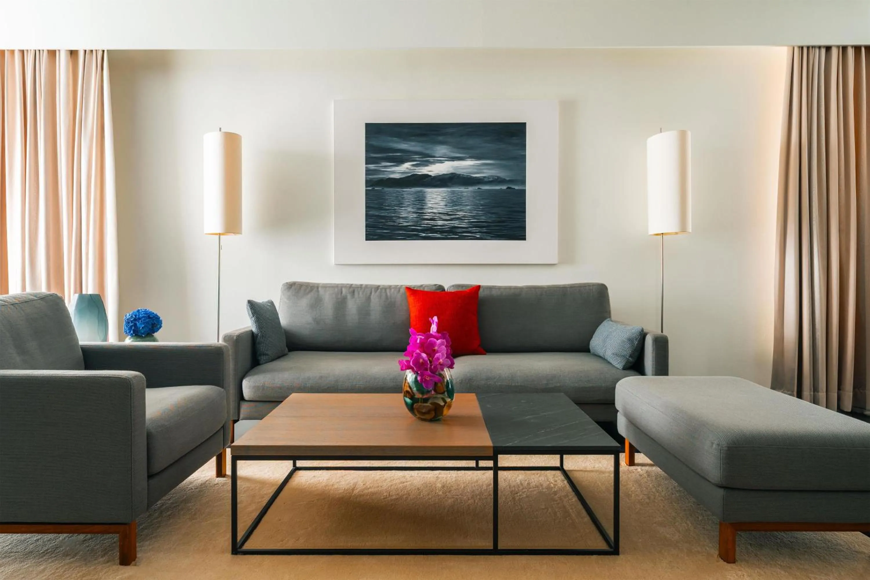 Photo of the whole room in Grand Hyatt Berlin