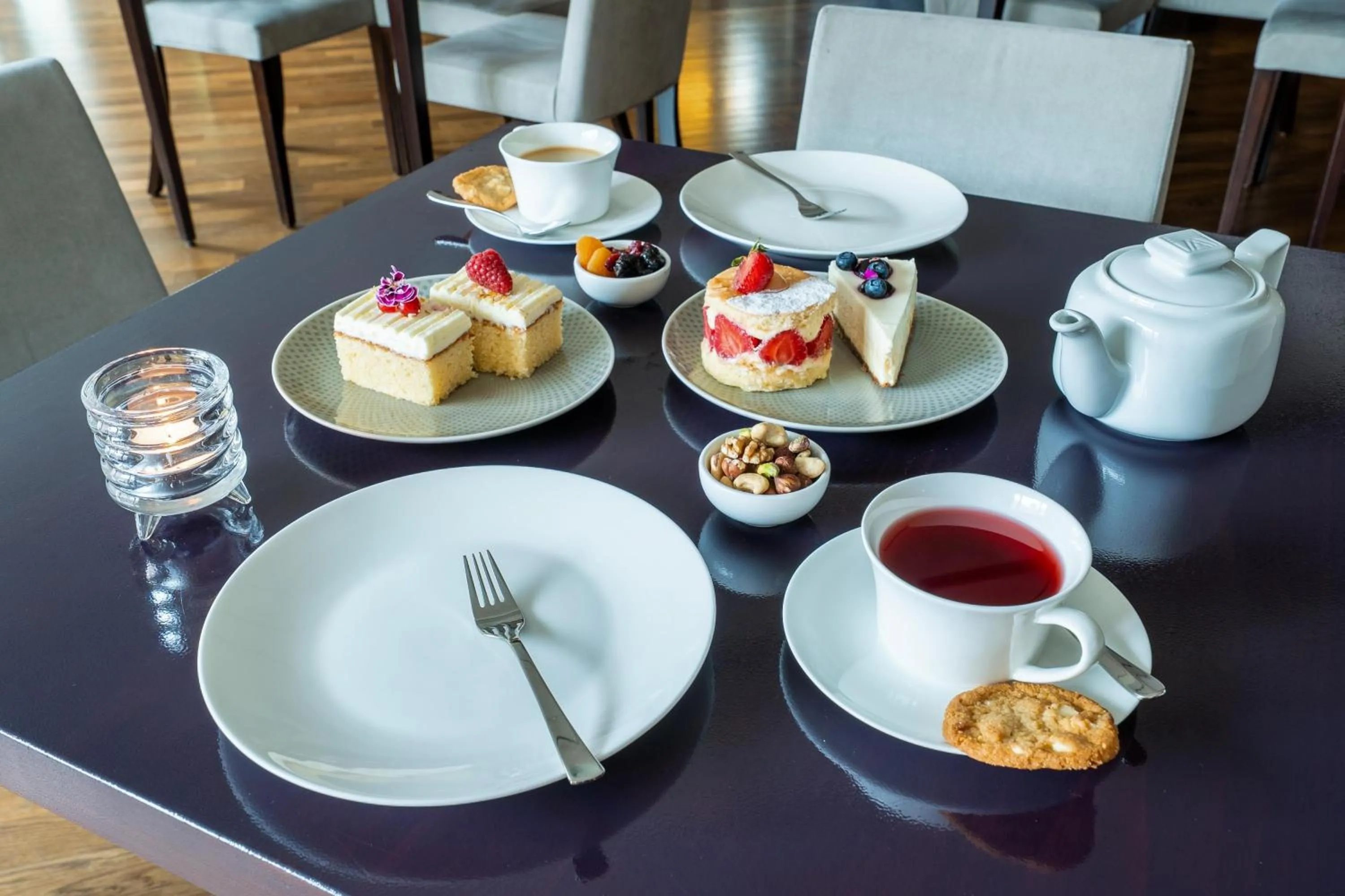 Restaurant/places to eat in Grand Hyatt Berlin