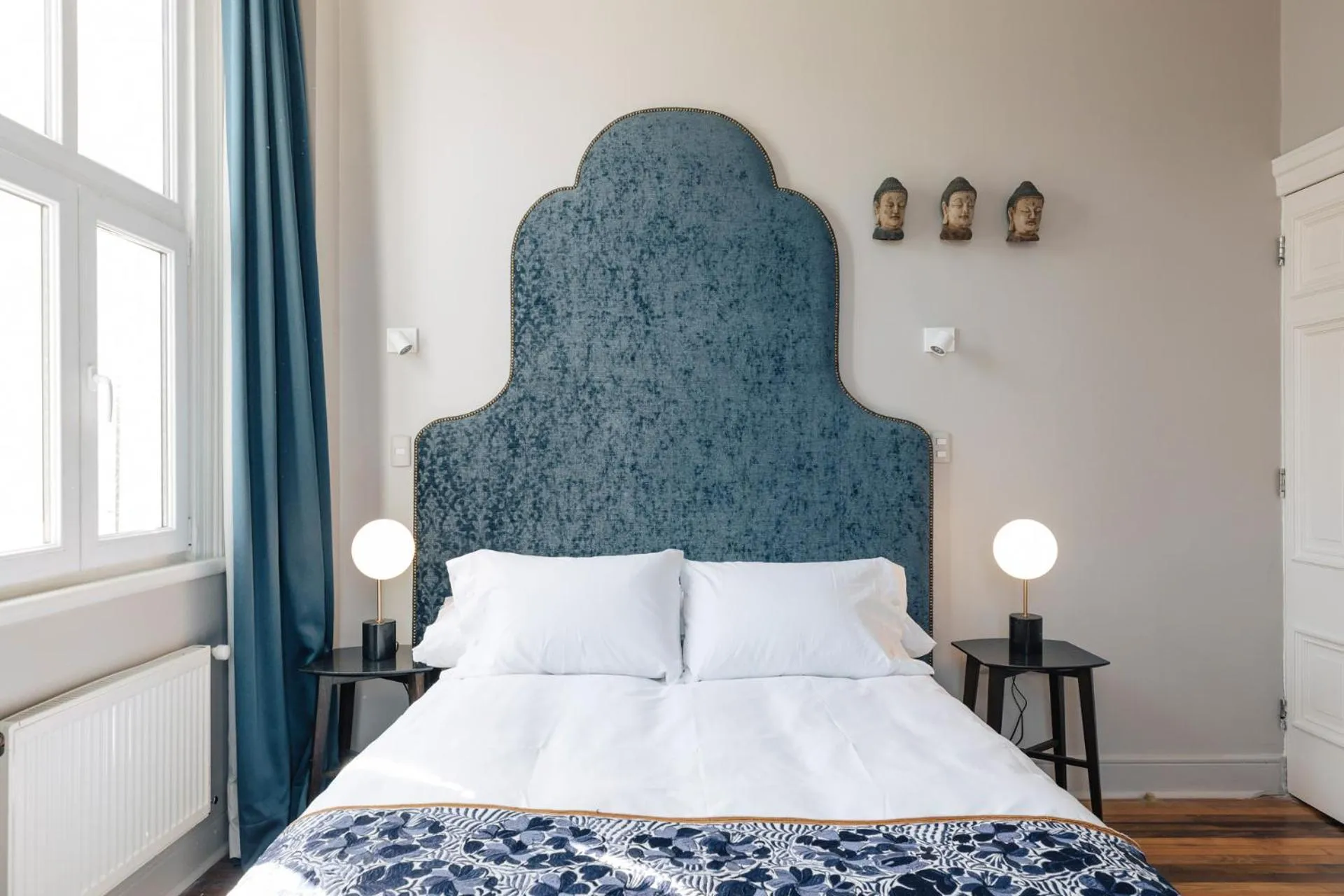 Bedroom, Bed in Casablu Hotel