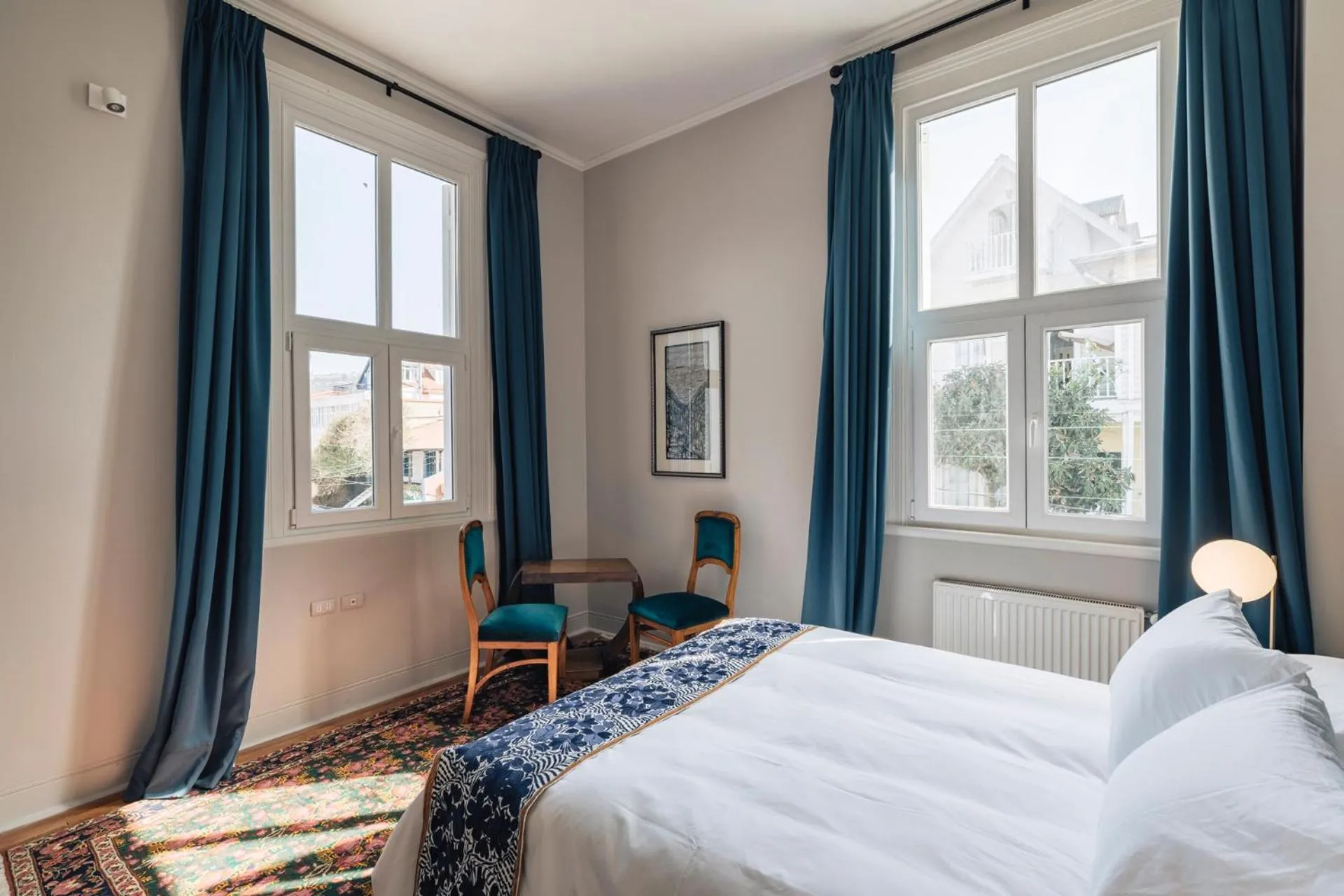 Bedroom, Bed in Casablu Hotel