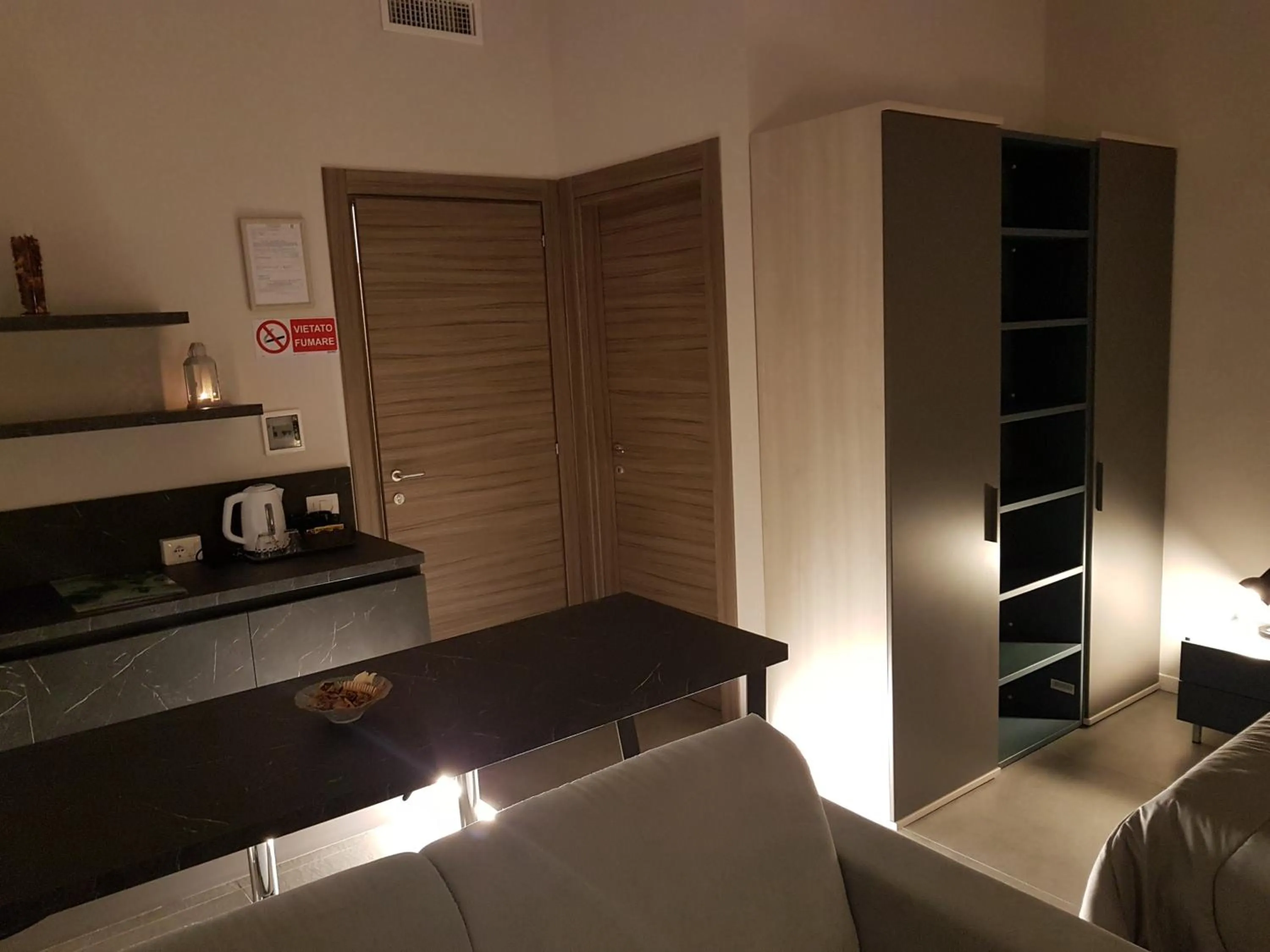 Photo of the whole room in Your Home in Naples