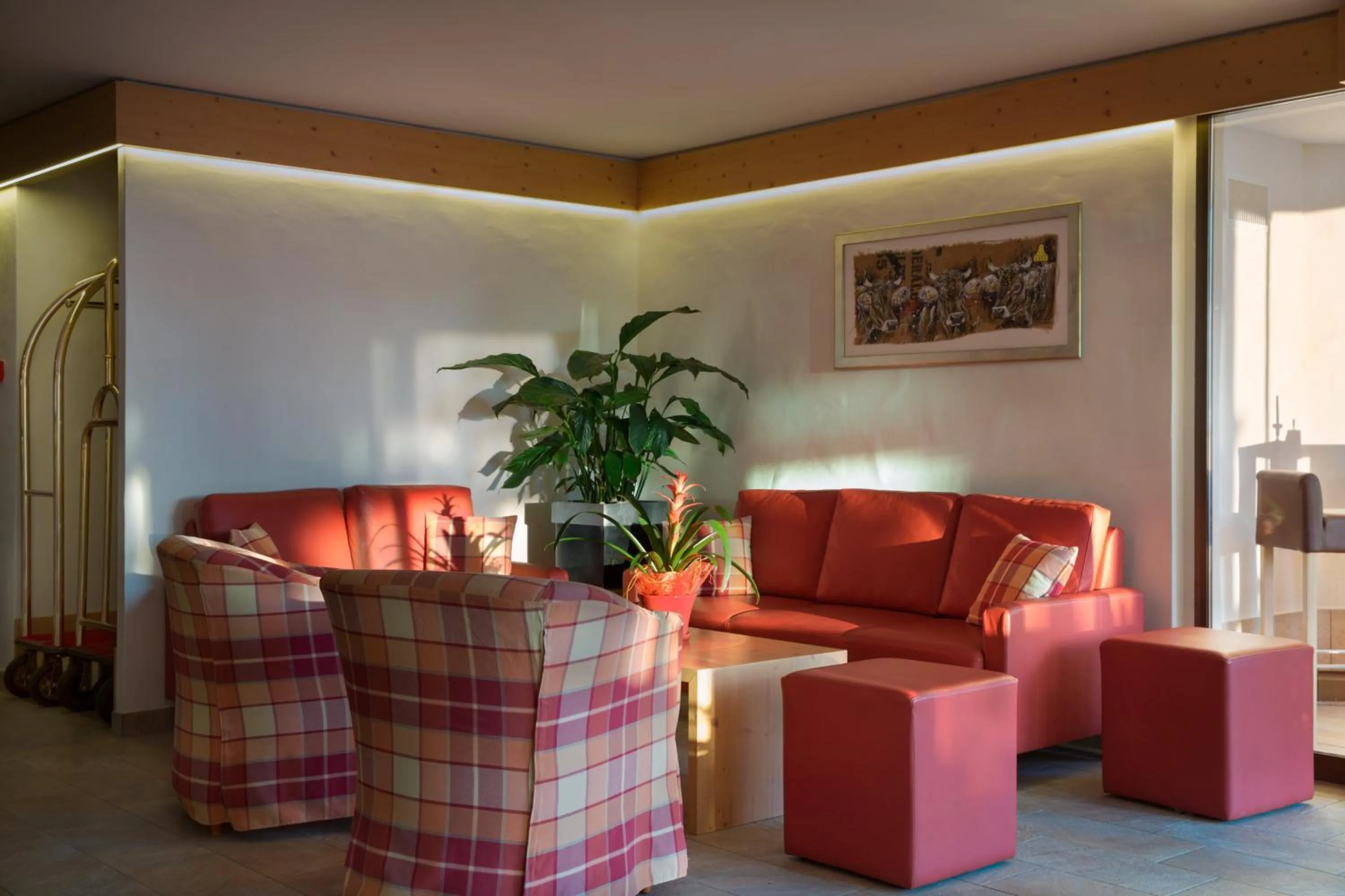 Seating area in Hotel Helvetia Intergolf