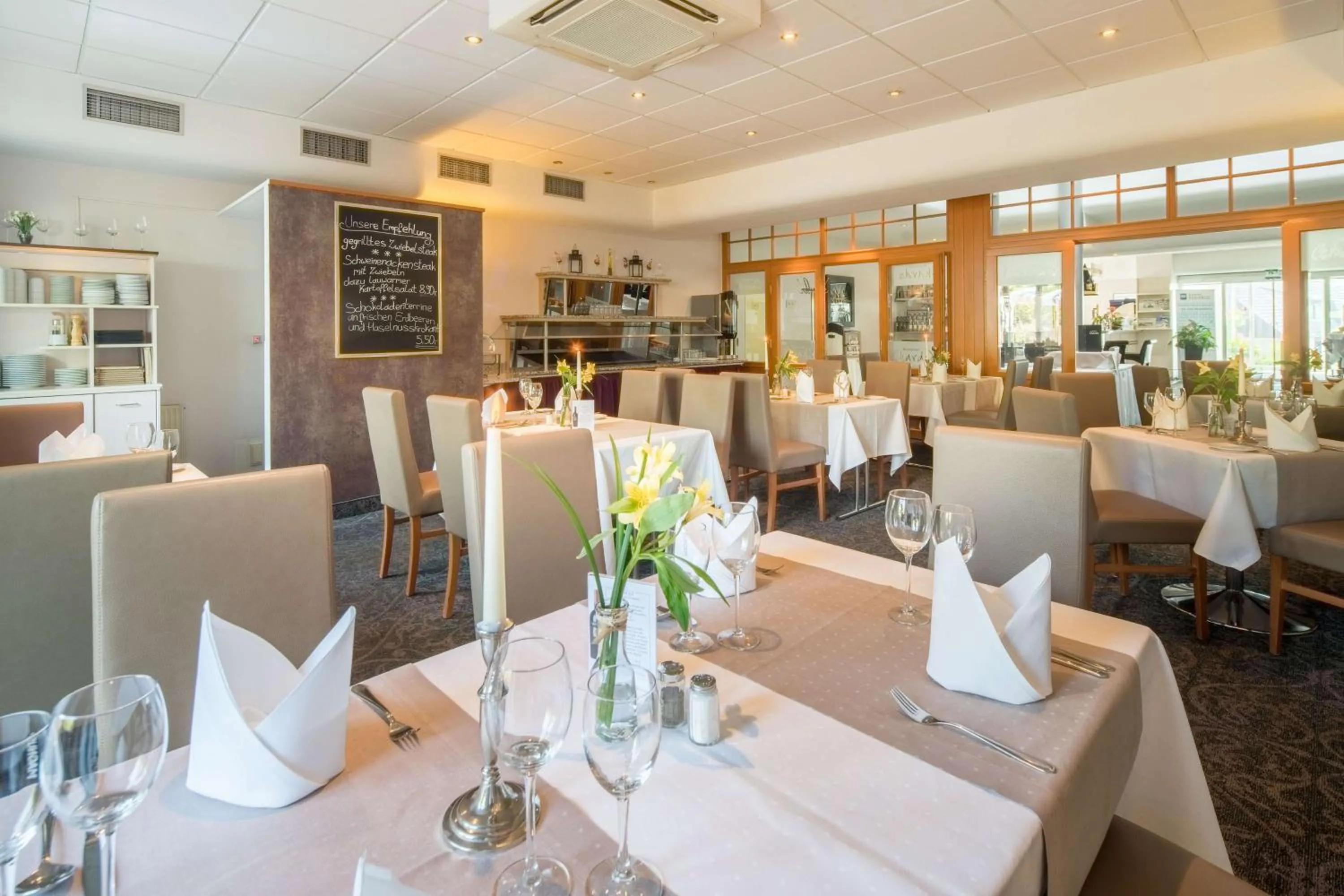 Restaurant/places to eat in Best Western Hotel Helmstedt am Lappwald